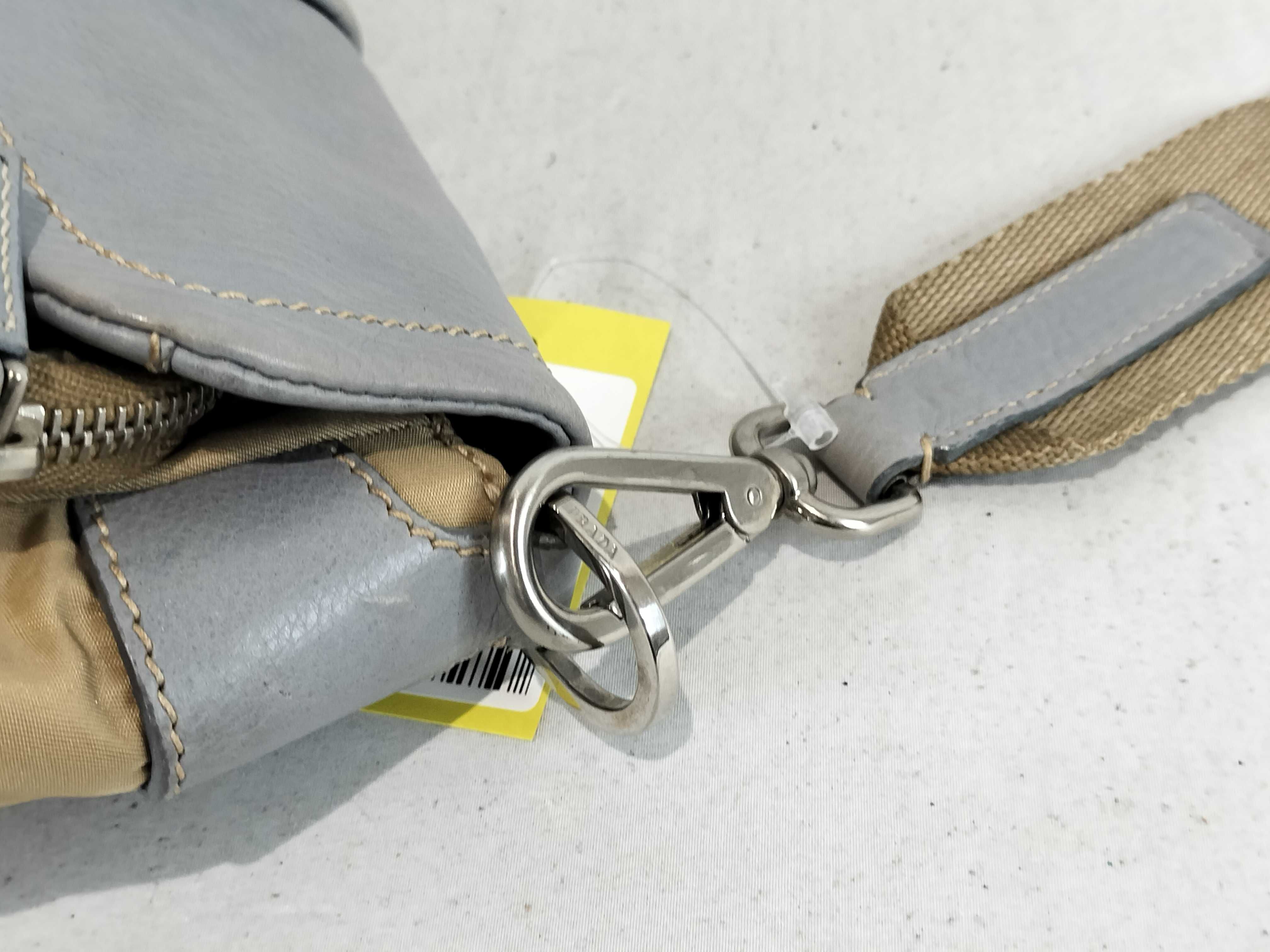 Nylon Leather One-Shoulder Handbag (Note: Zipper is broken) — view 5