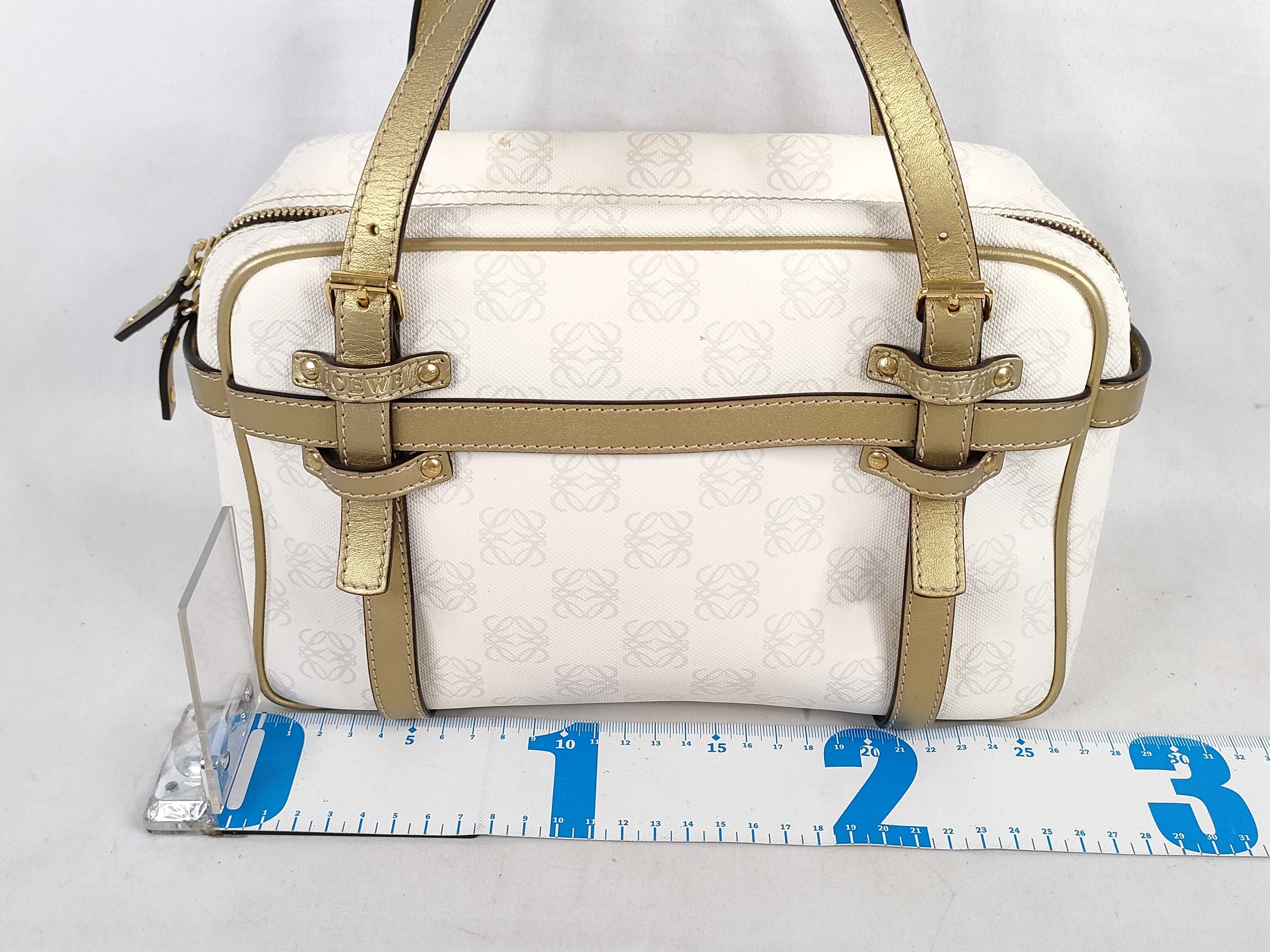 handbag, Anagram handbag — view 2