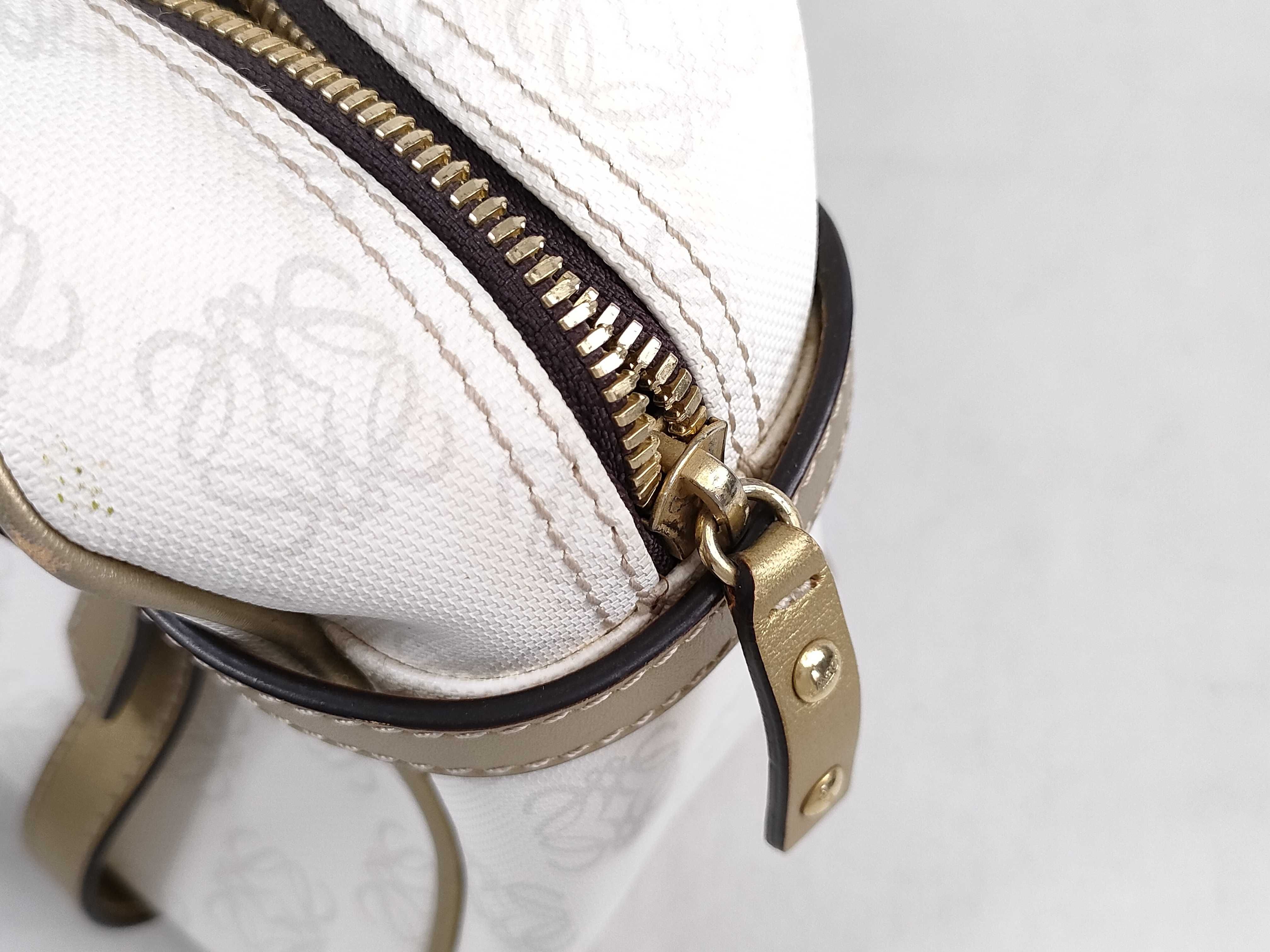 handbag, Anagram handbag — view 13