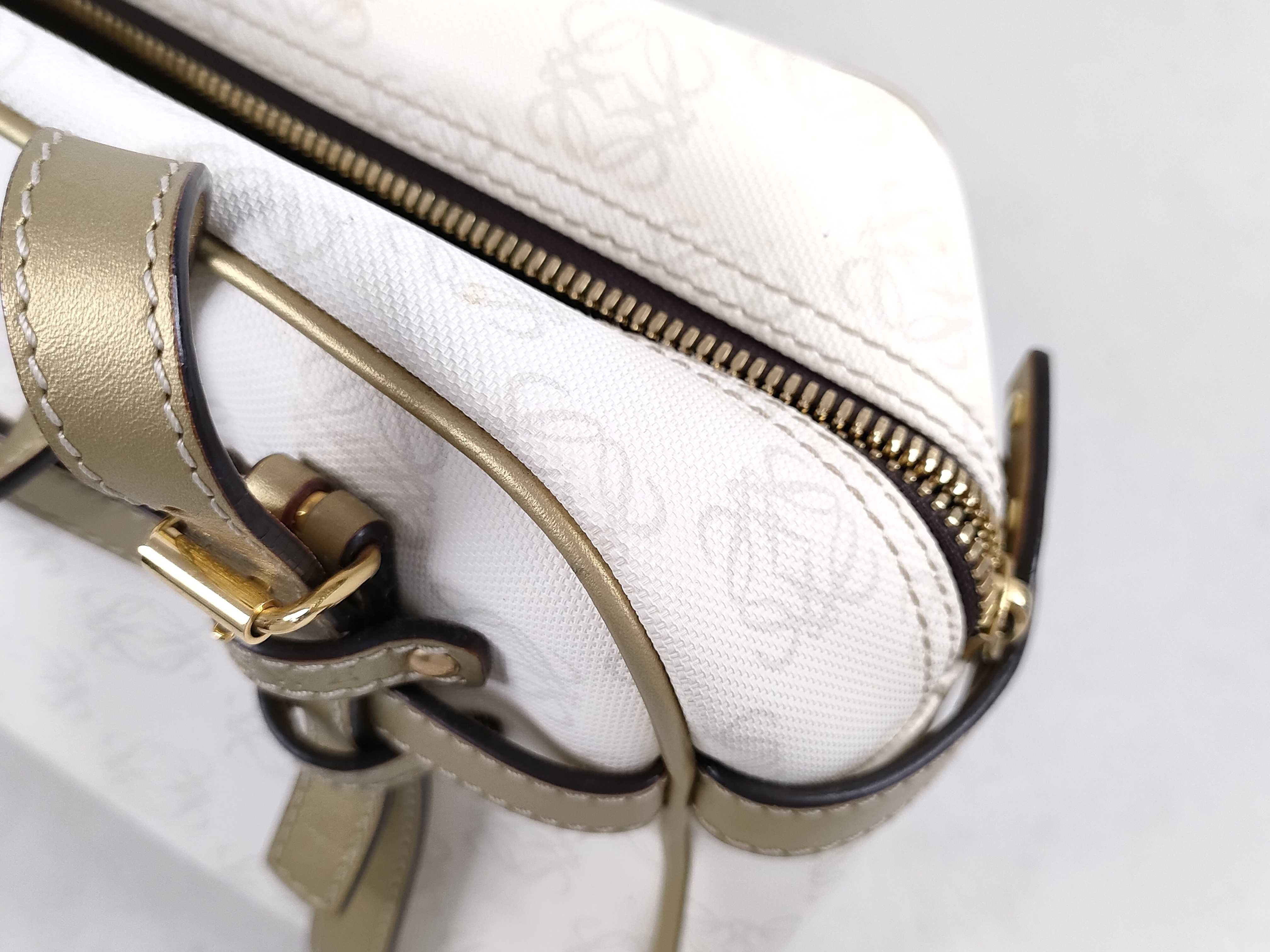 handbag, Anagram handbag — view 15