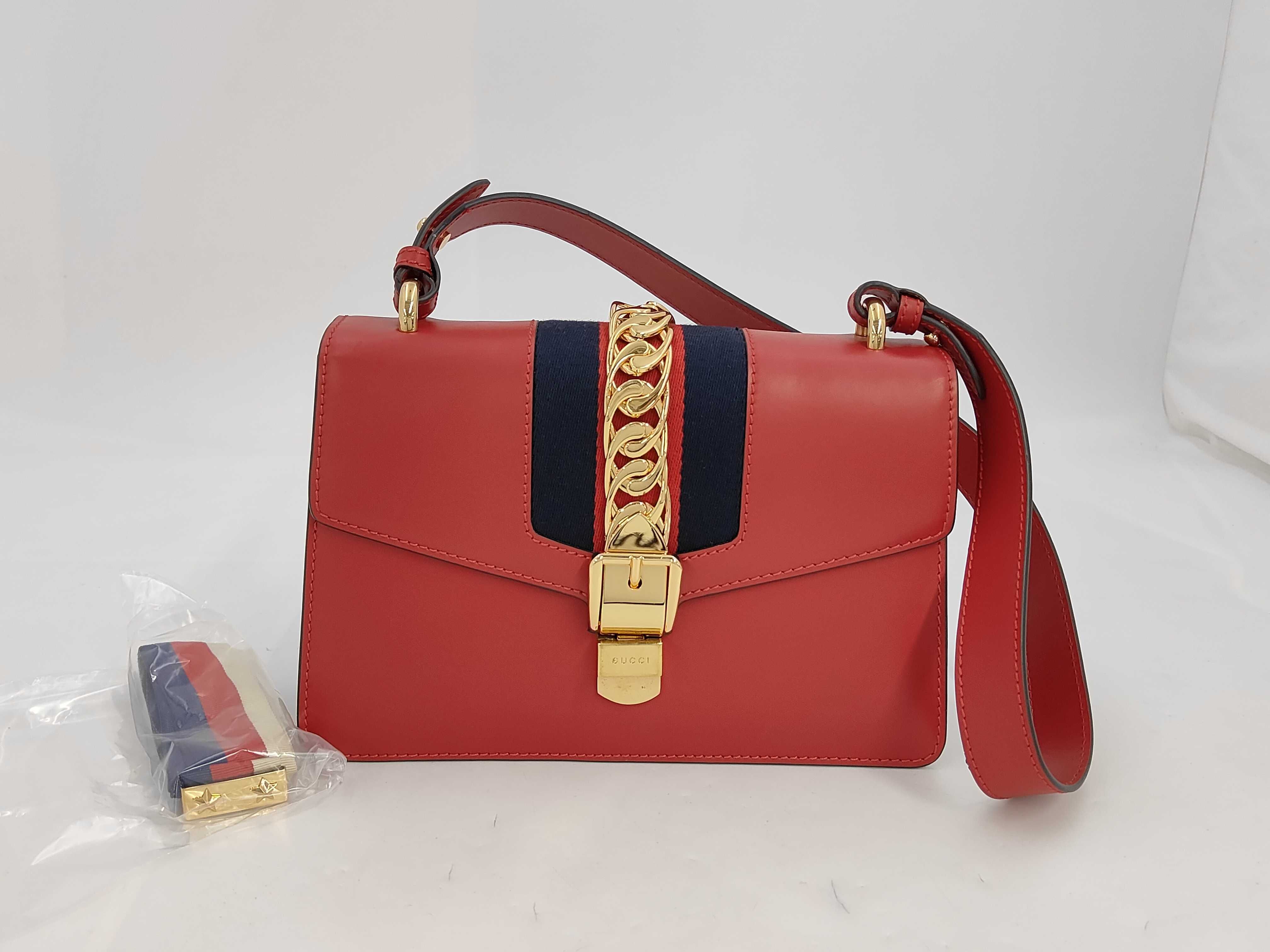 421882 Bag