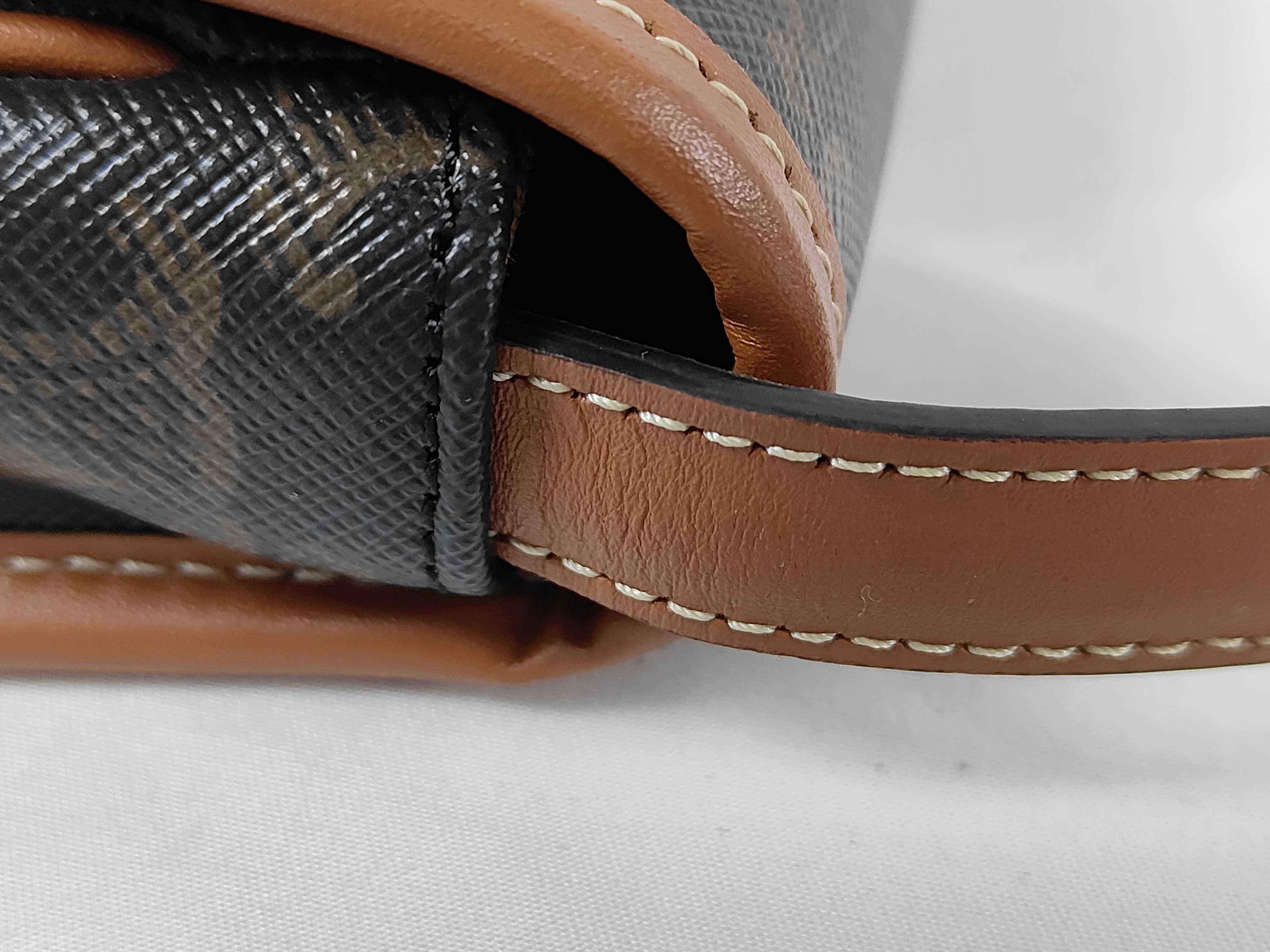 Triomphe Shoulder Bag — view 5