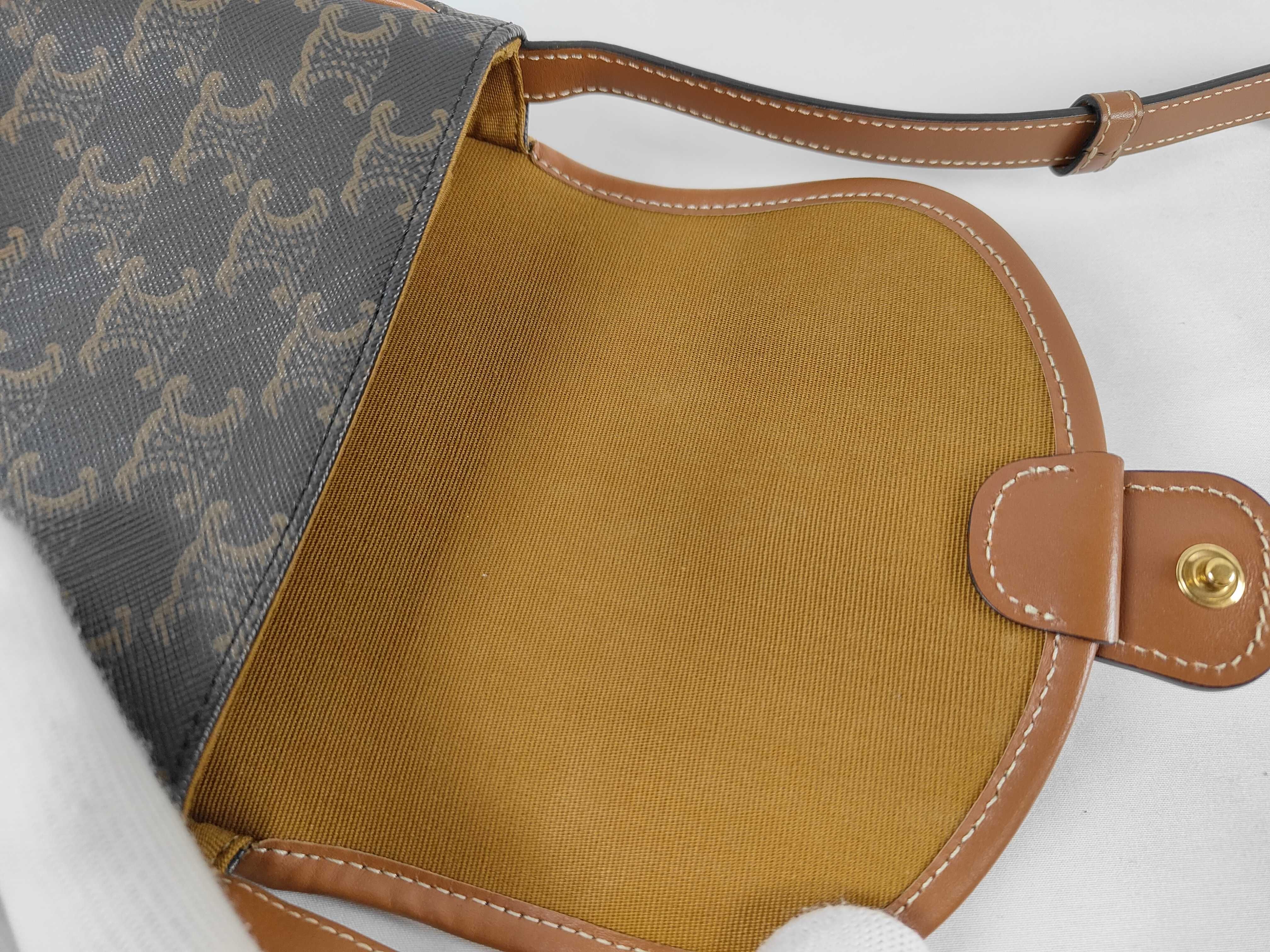 Triomphe Shoulder Bag — view 8