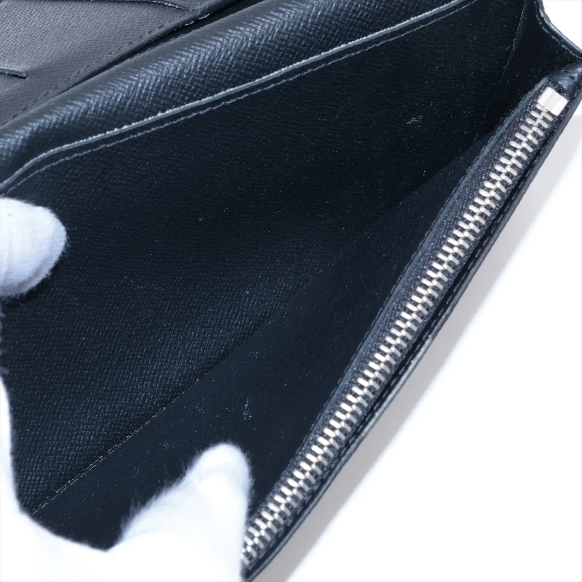 Vuitton Taiga Portefeuille Brazza M30285 RA1280 Noir Long Wallet — view 7