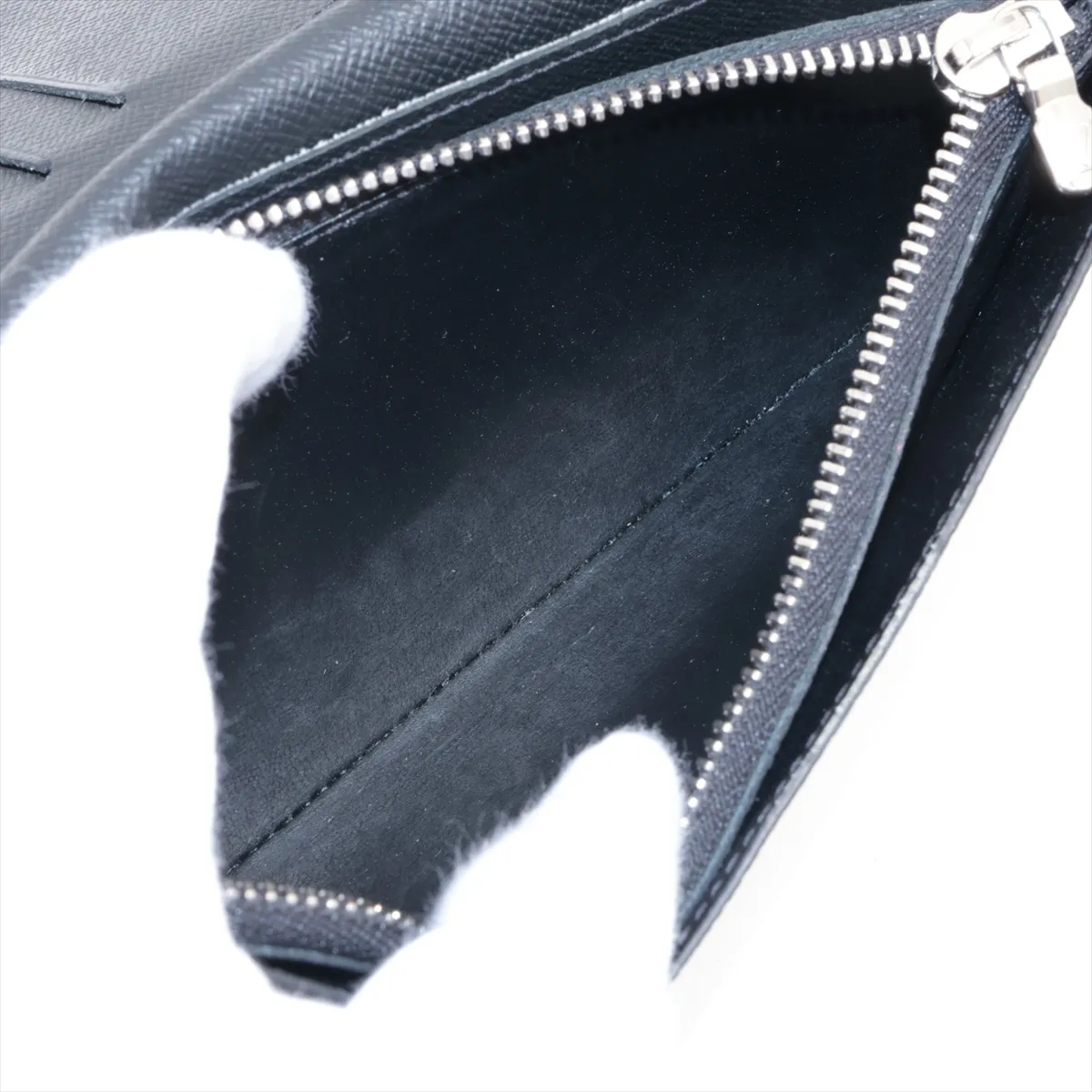 Vuitton Taiga Portefeuille Brazza M30285 RA1280 Noir Long Wallet — view 9
