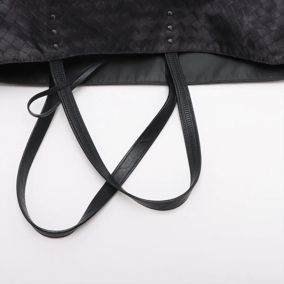 Intrecciolusion Nylon x Leather Tote Bag Black — view 5