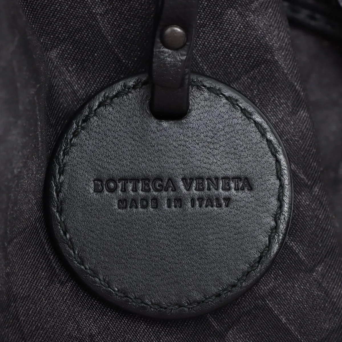 Intrecciolusion Nylon x Leather Tote Bag Black — view 8