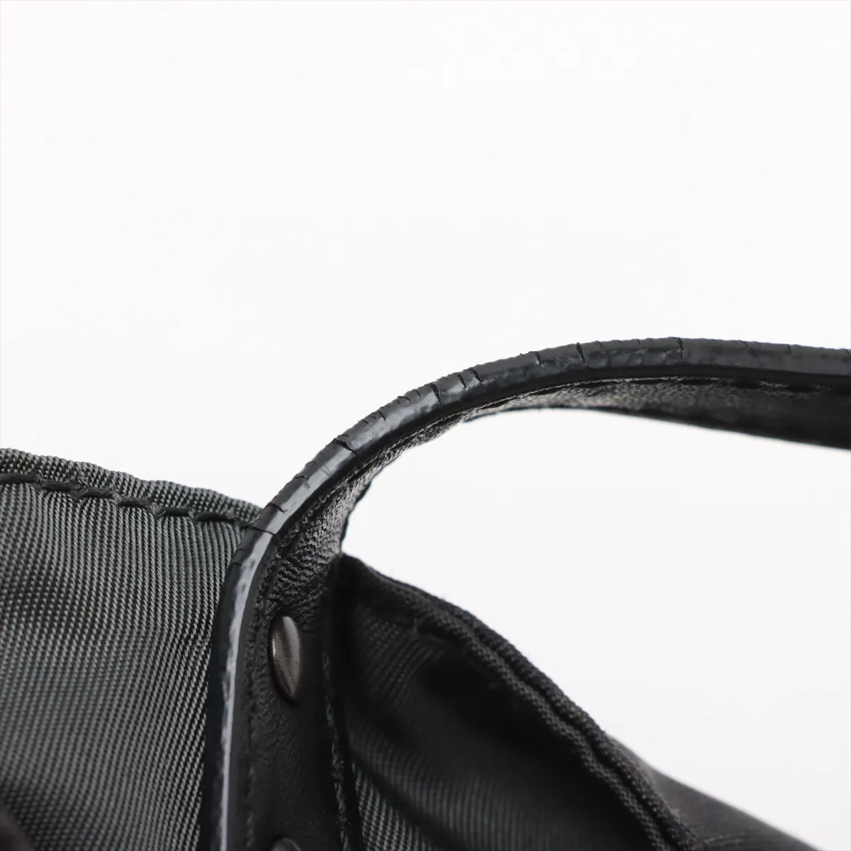Intrecciolusion Nylon x Leather Tote Bag Black — view 9