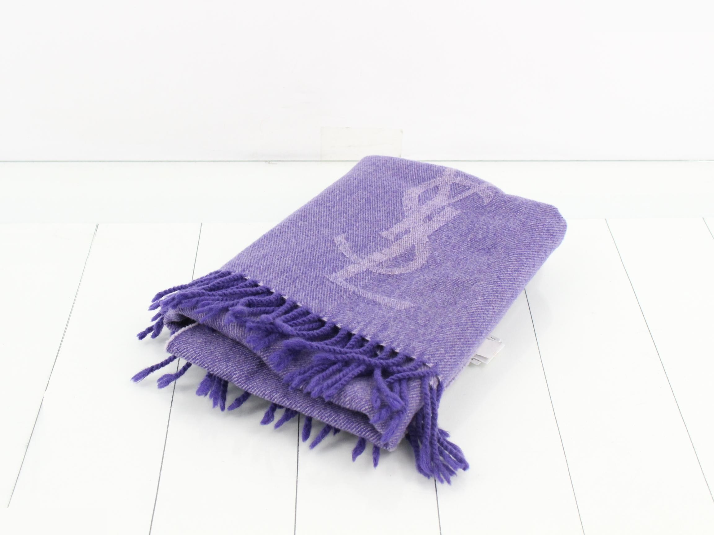 Y-line (accessories) - Scarf/Stole