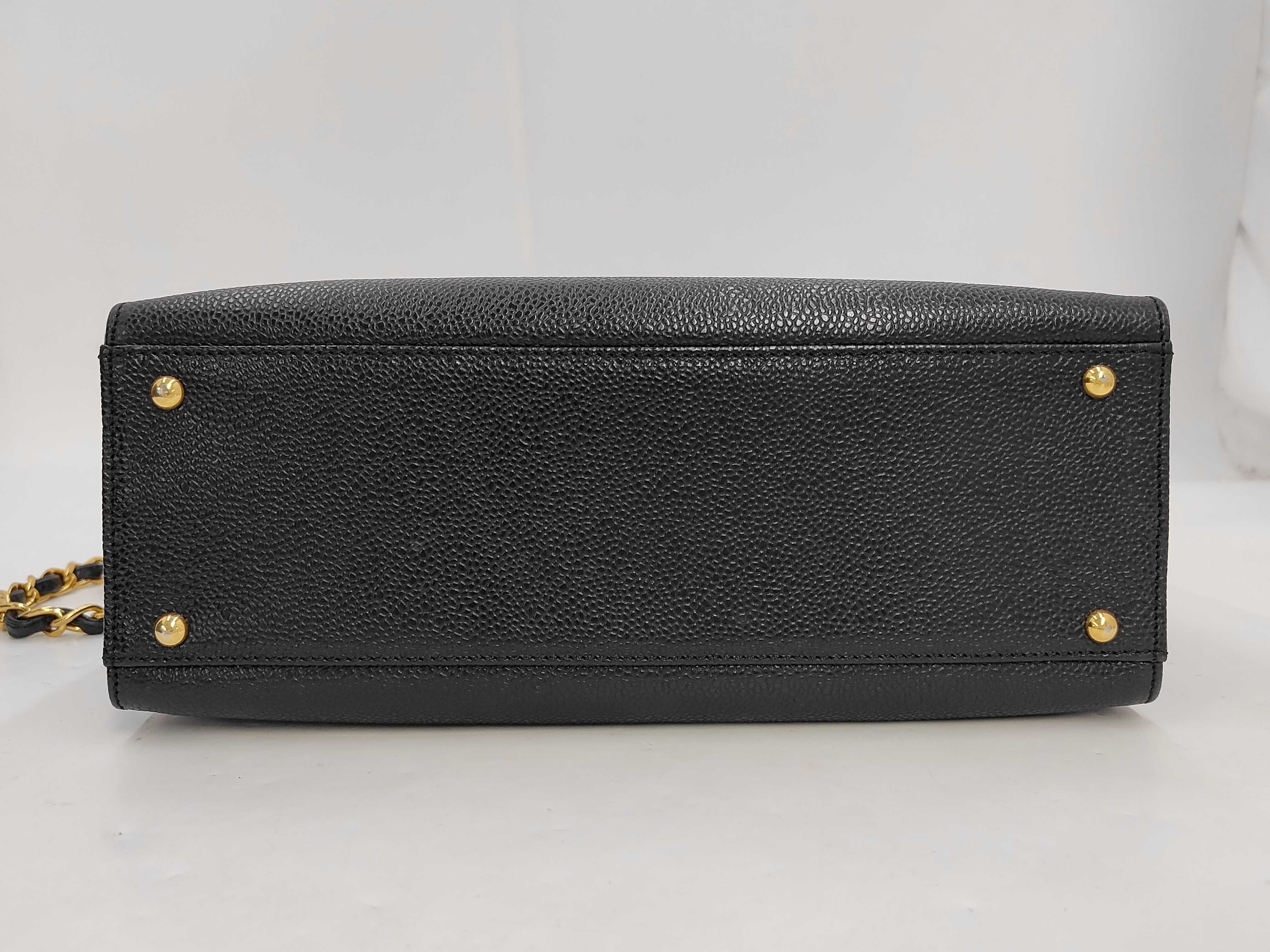 Caviar Skin Chain Shoulder Tote Bag, Series 5, Turnlock Tote Bag — view 7