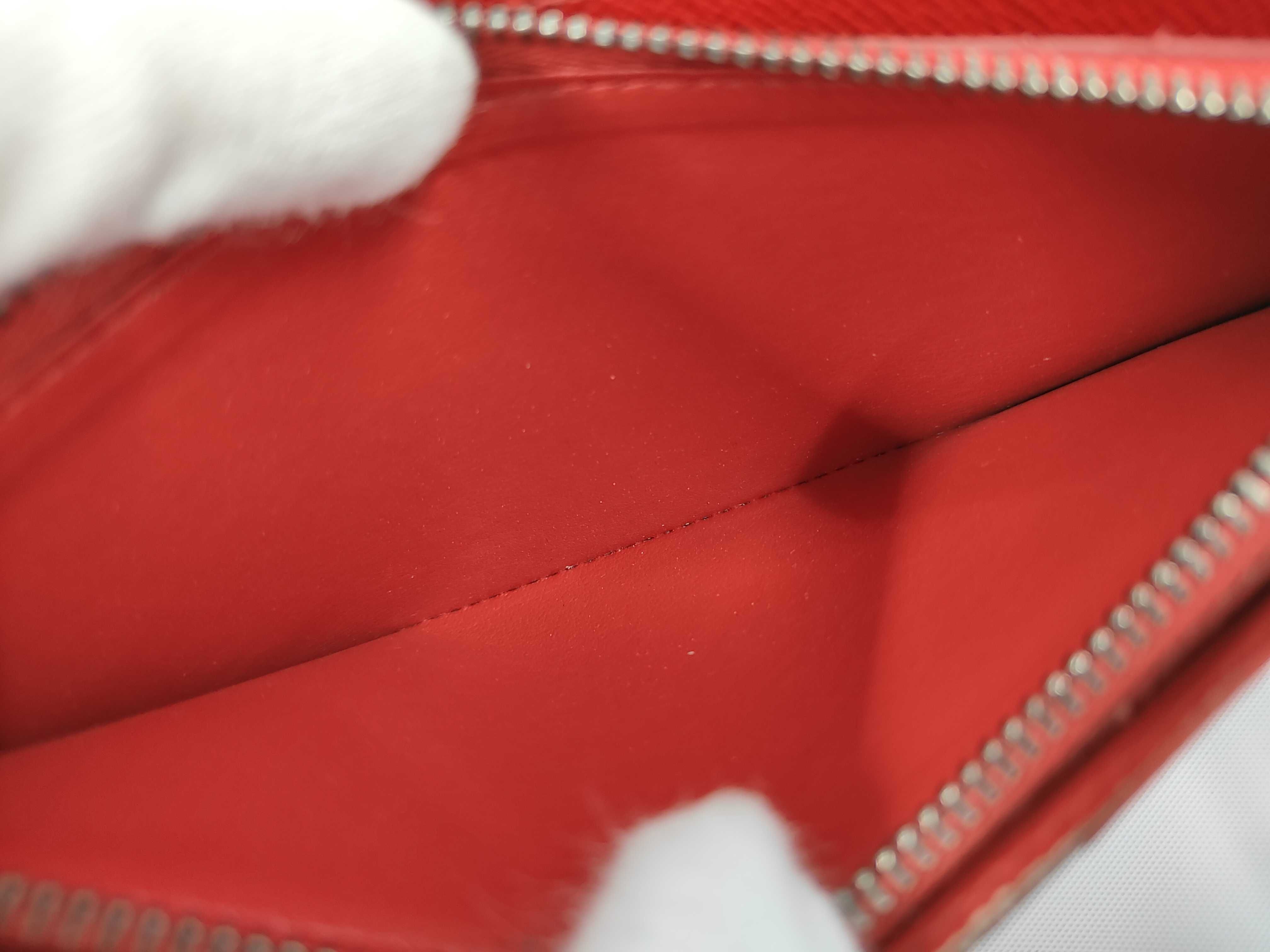 LV Monogram Graffiti Pochette Accessoires AR0051 Wallet — view 8