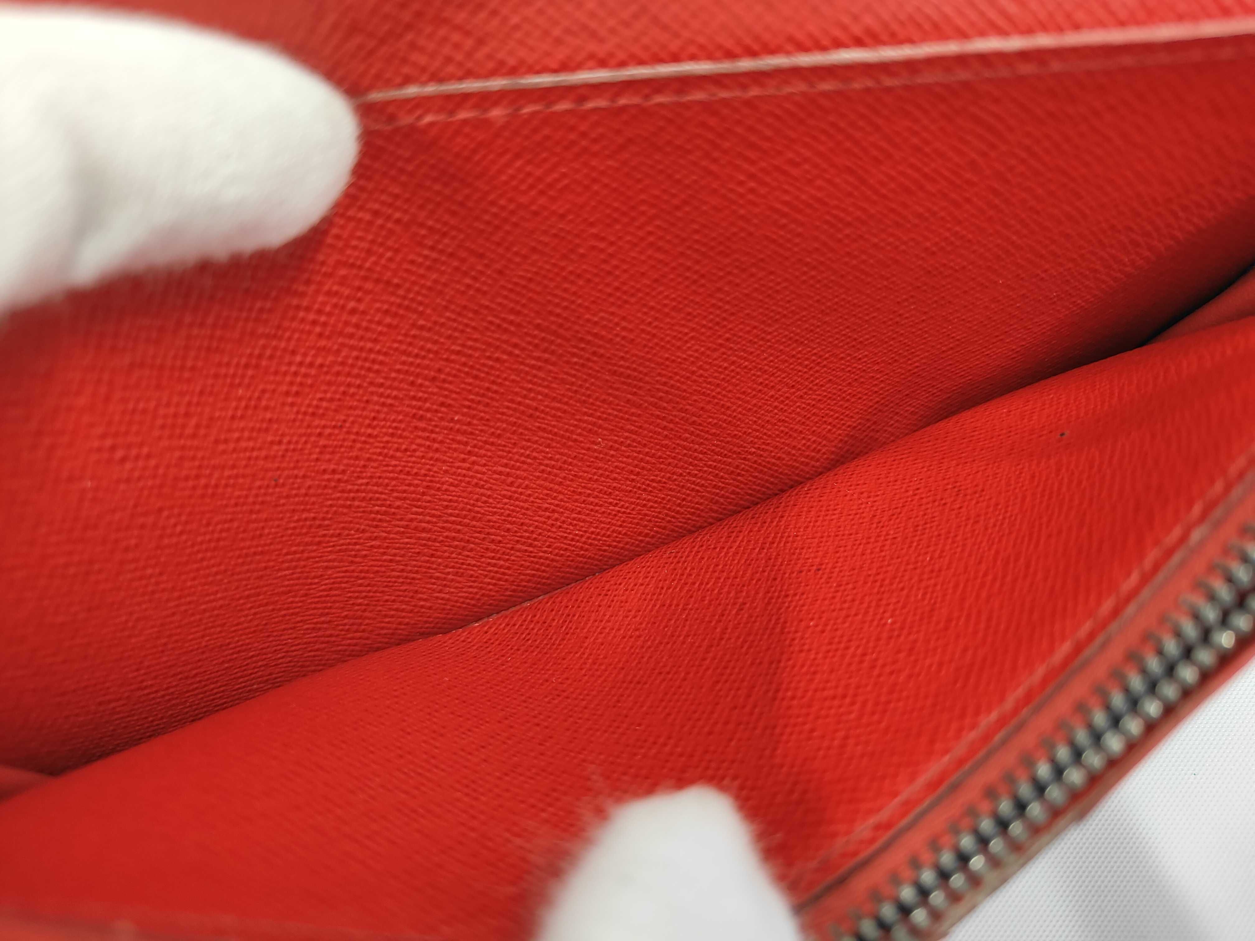 LV Monogram Graffiti Pochette Accessoires AR0051 Wallet — view 9