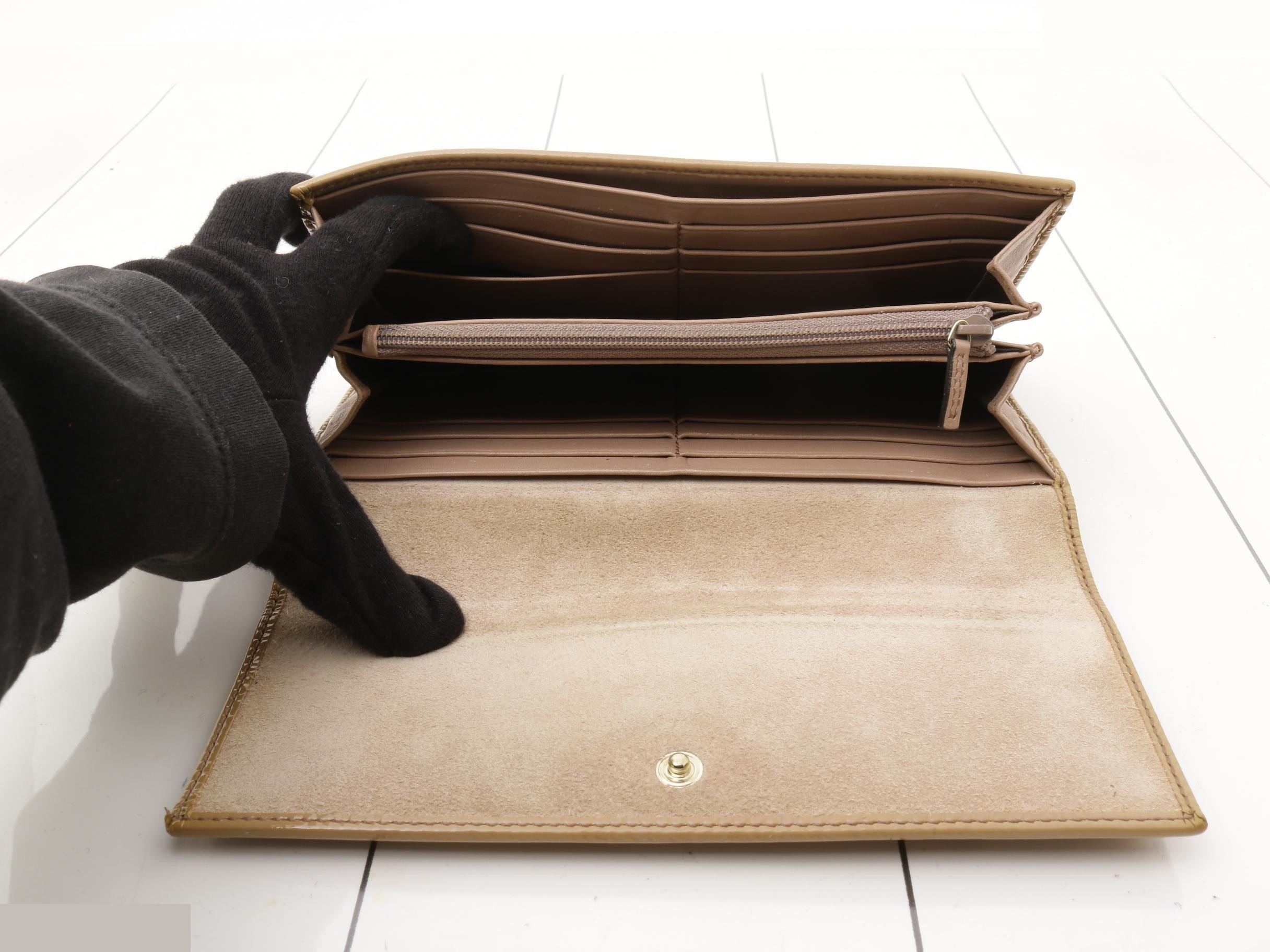 Double G Enamel Long Wallet — view 4