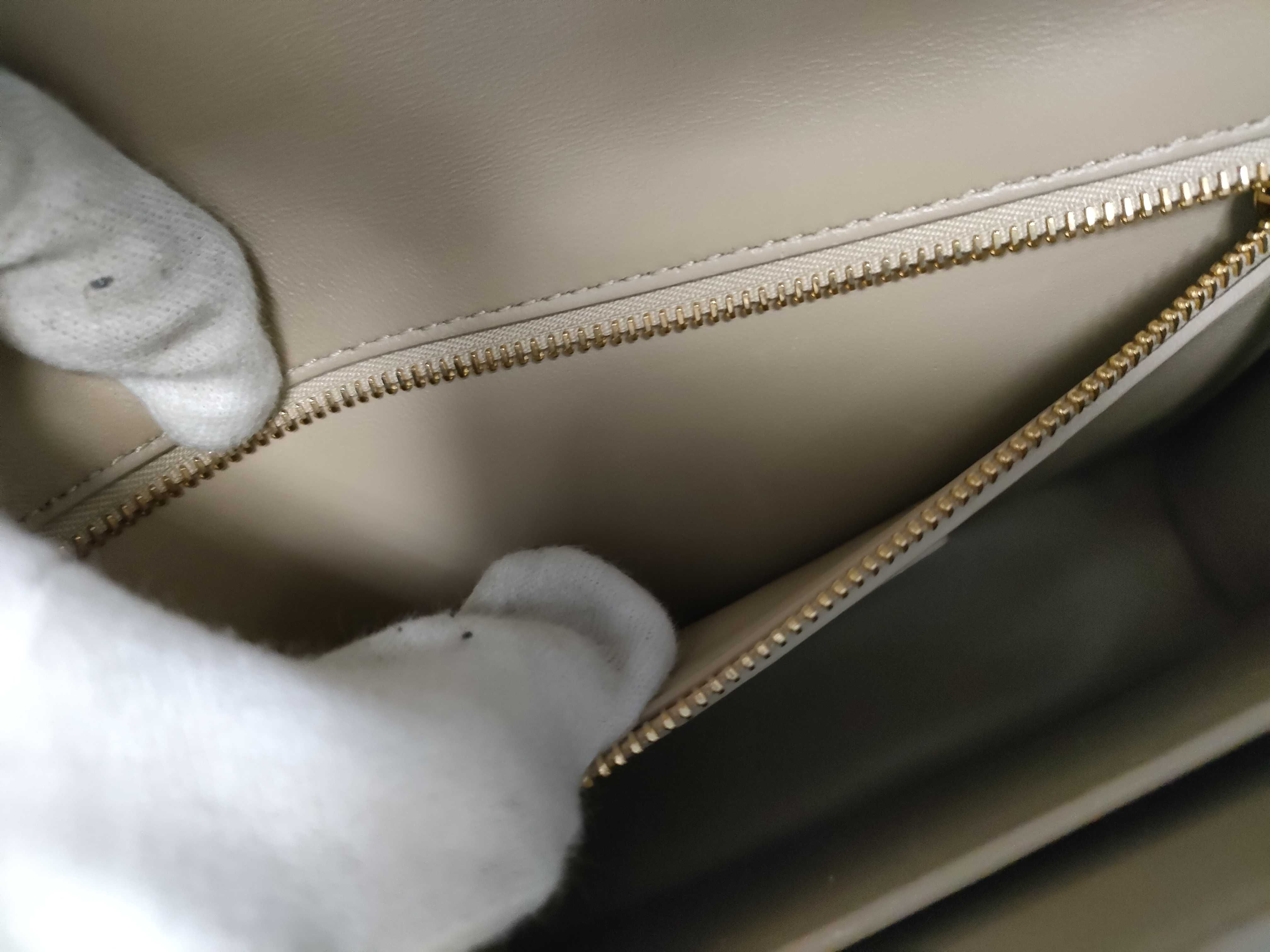 Montaigne Bag 30 Box Bag Shoulder Bag — view 12