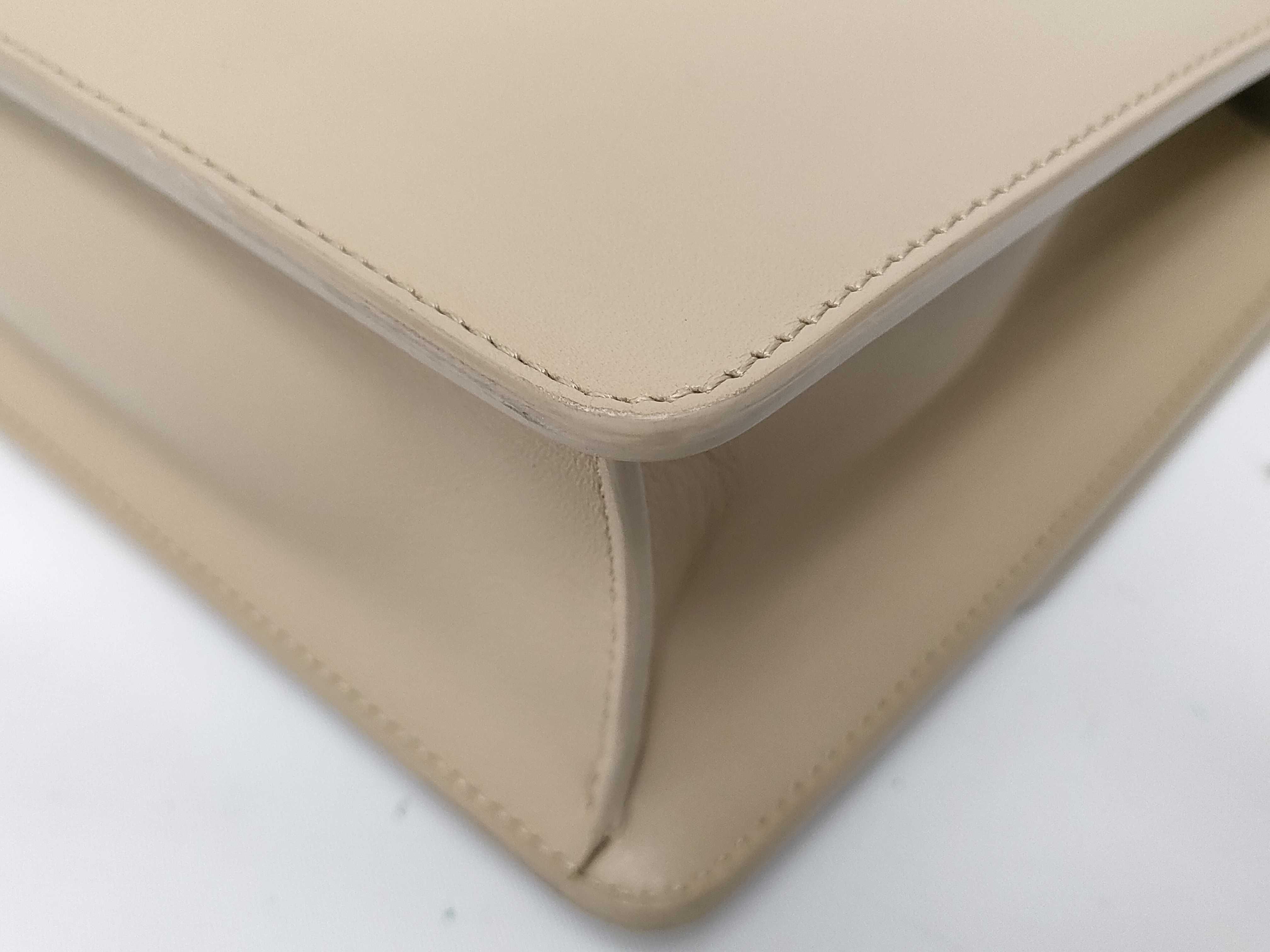 Montaigne Bag 30 Box Bag Shoulder Bag — view 4