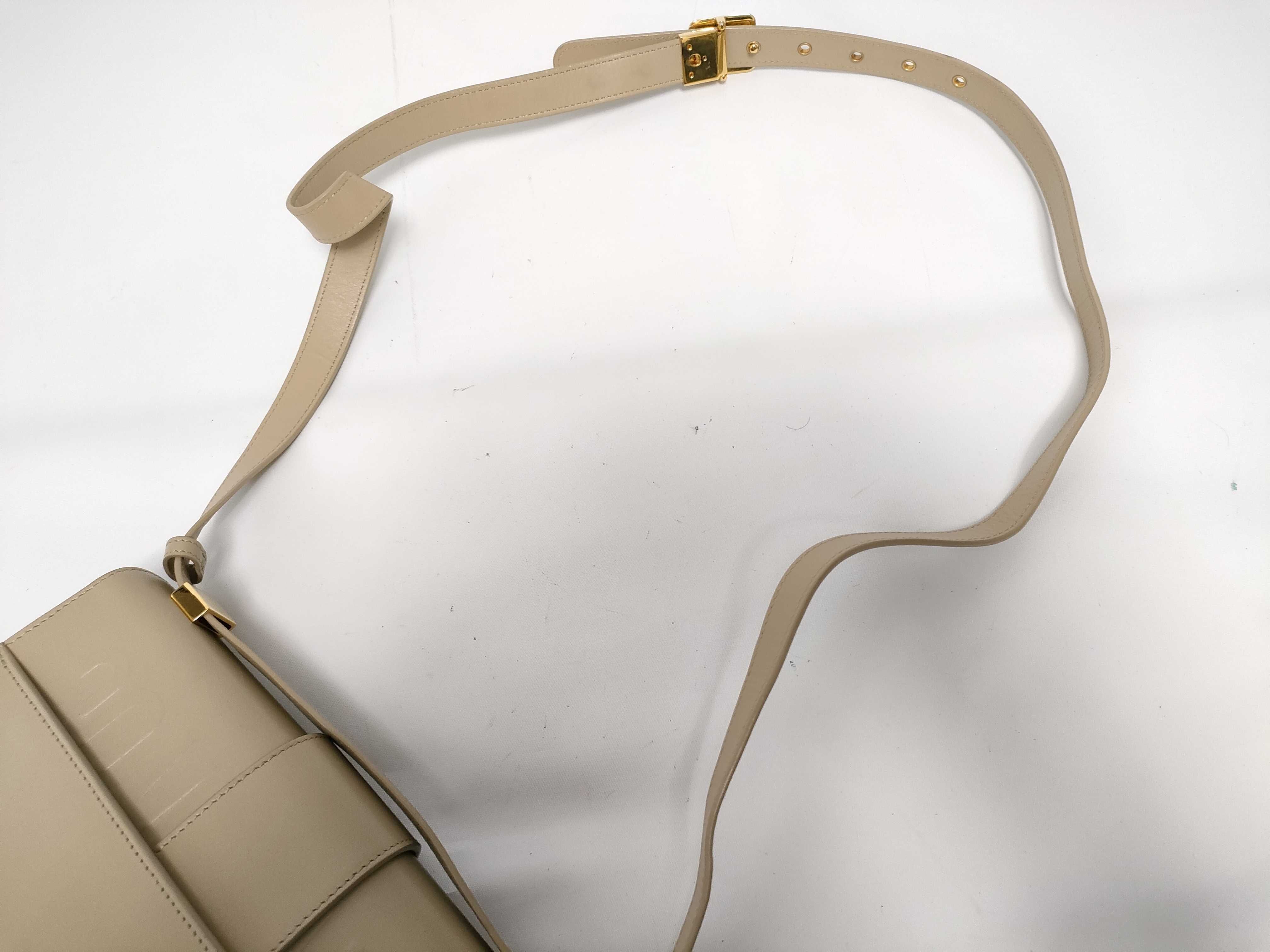 Montaigne Bag 30 Box Bag Shoulder Bag — view 6