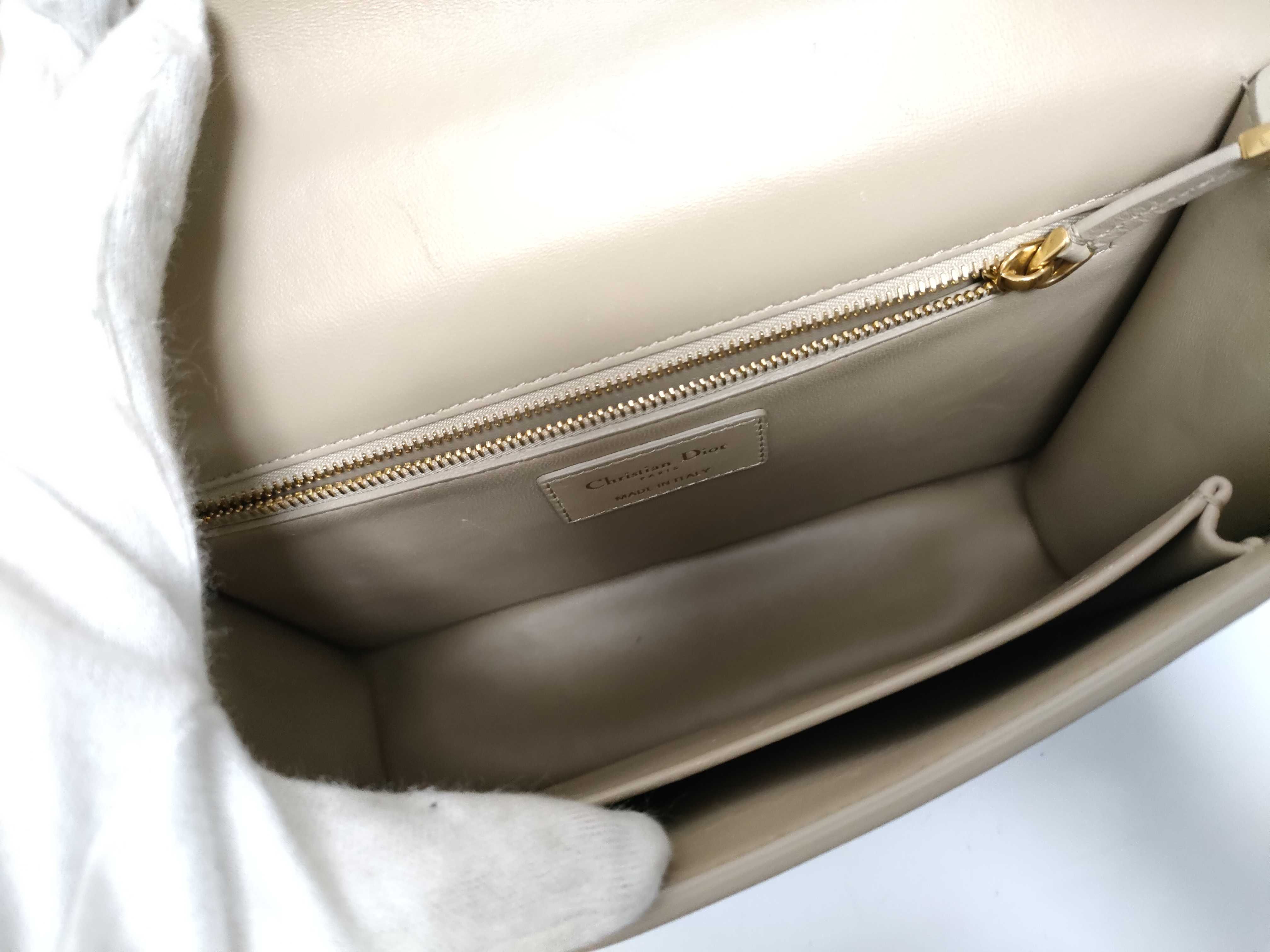 Montaigne Bag 30 Box Bag Shoulder Bag — view 10