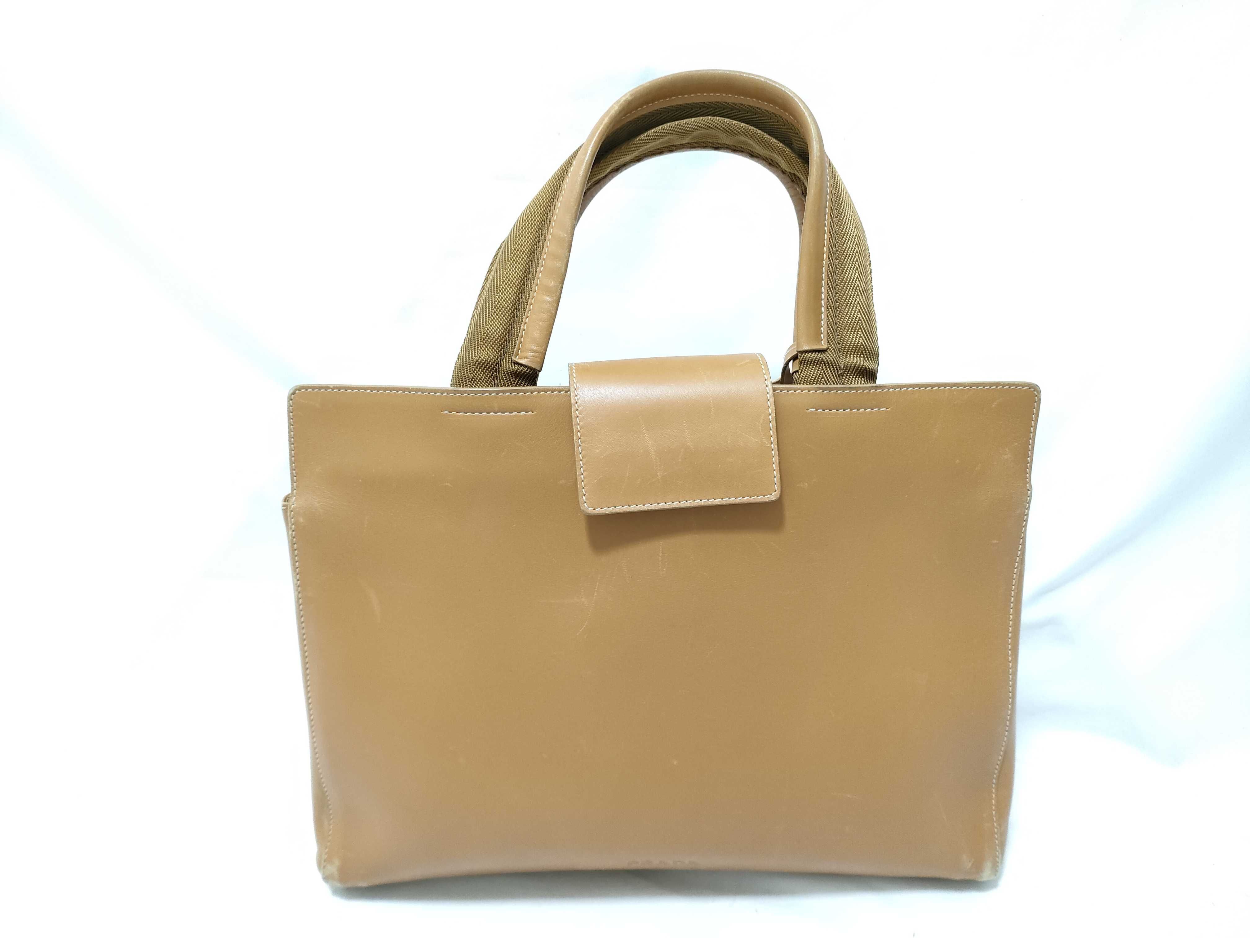 A4 Handbag