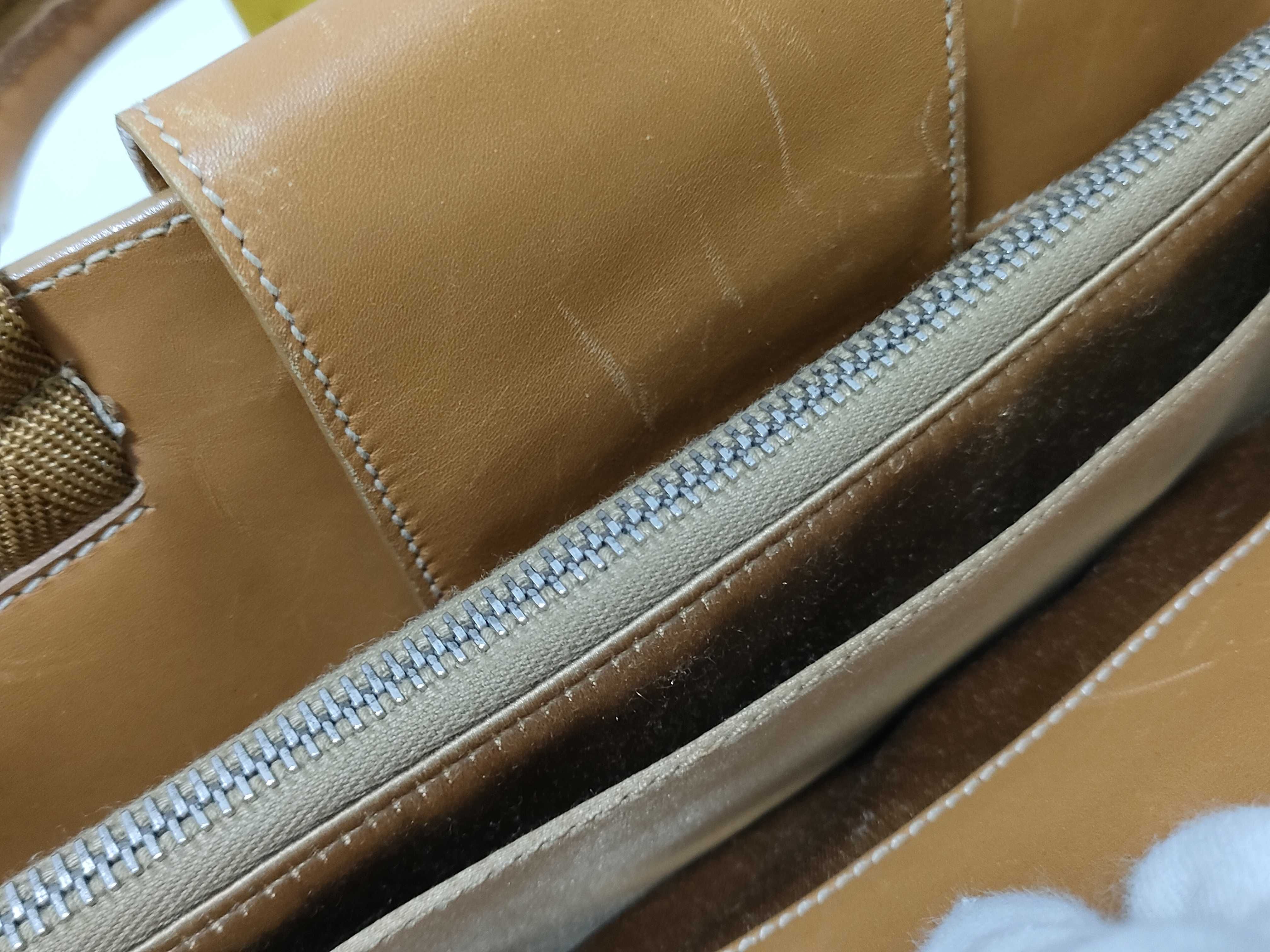 A4 Handbag — view 6
