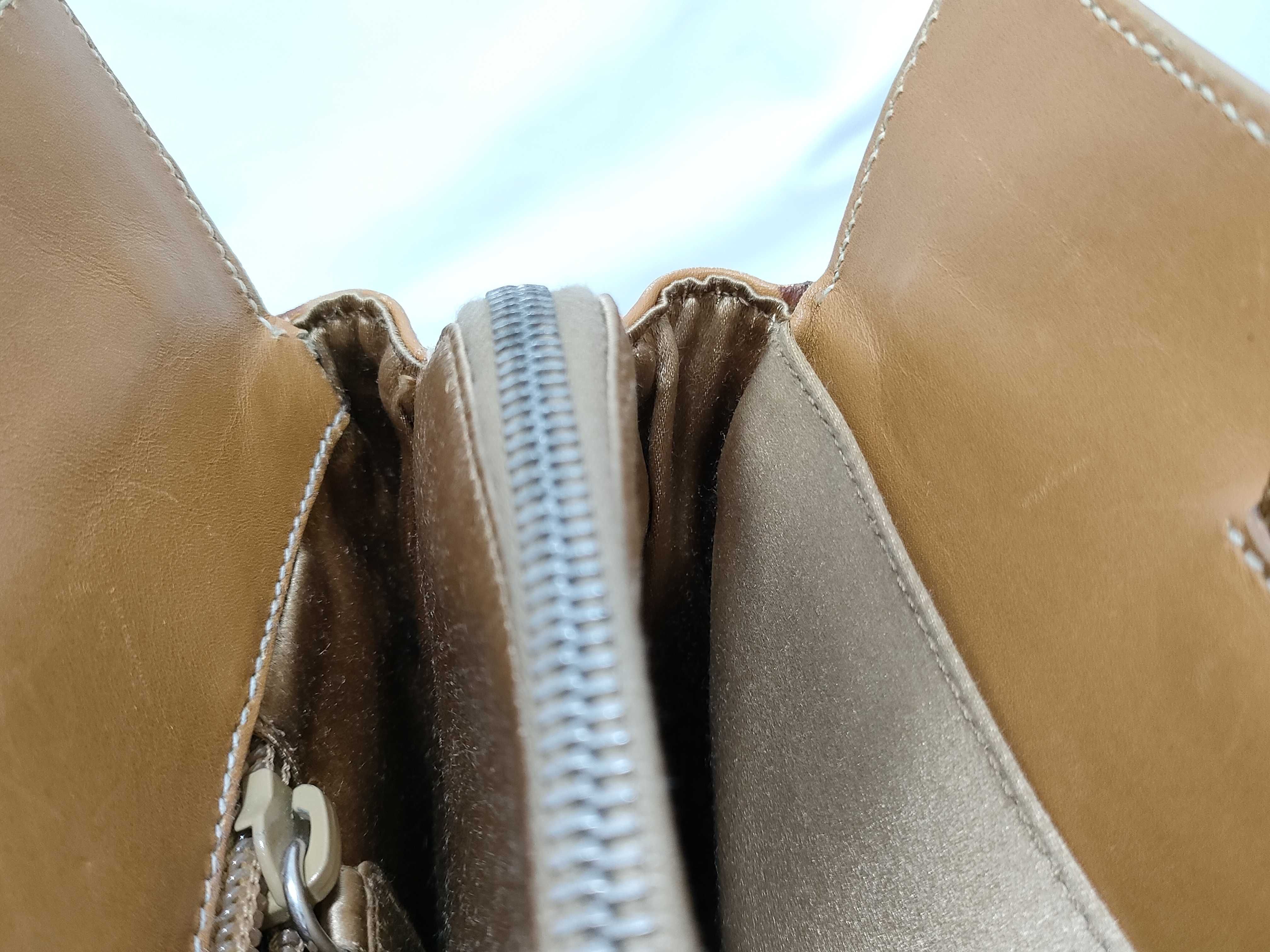 A4 Handbag — view 9