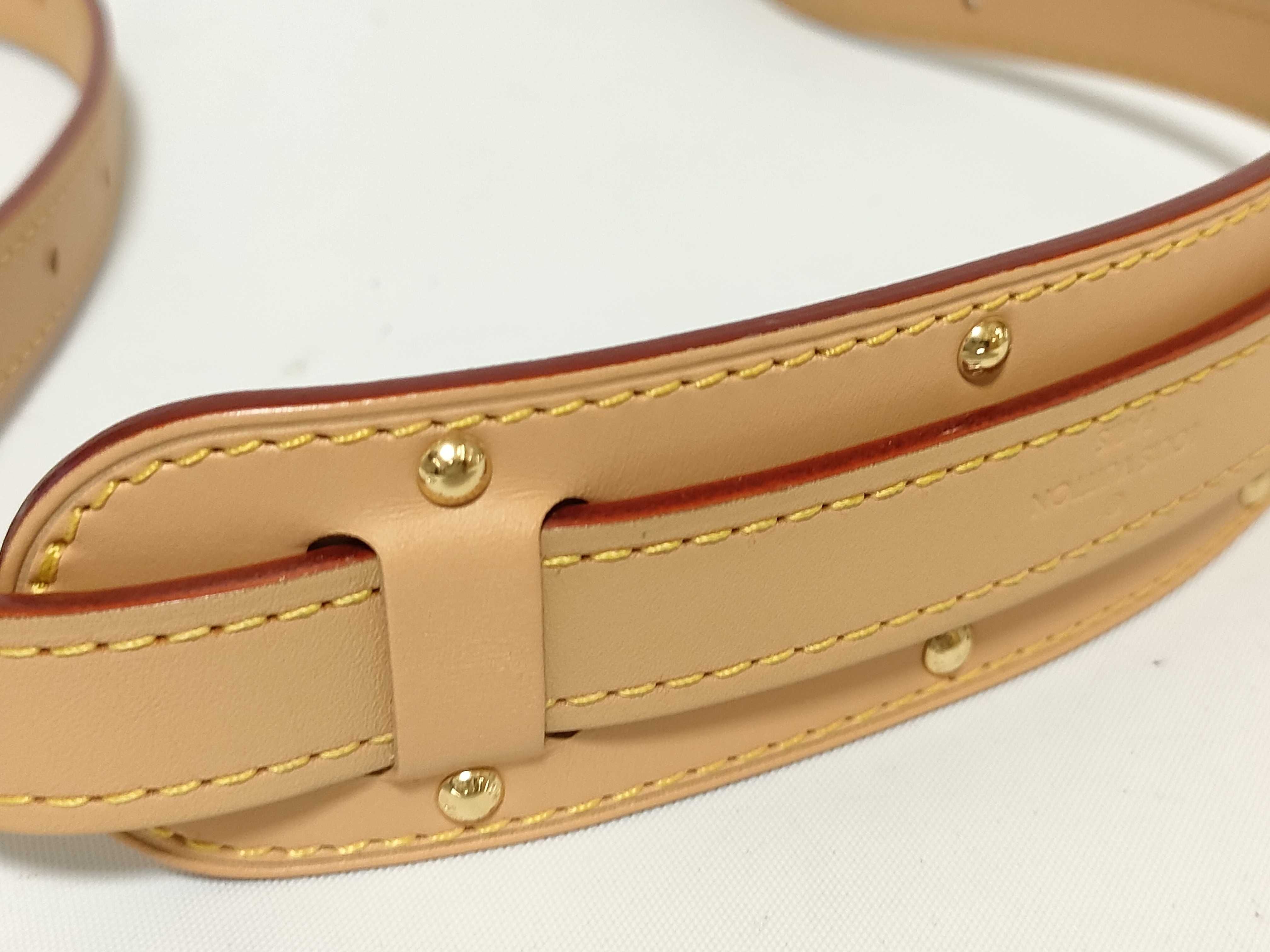 Monogram Vuitton Croissant MM Shoulder Bag M46828 Shoulder Bag — view 4