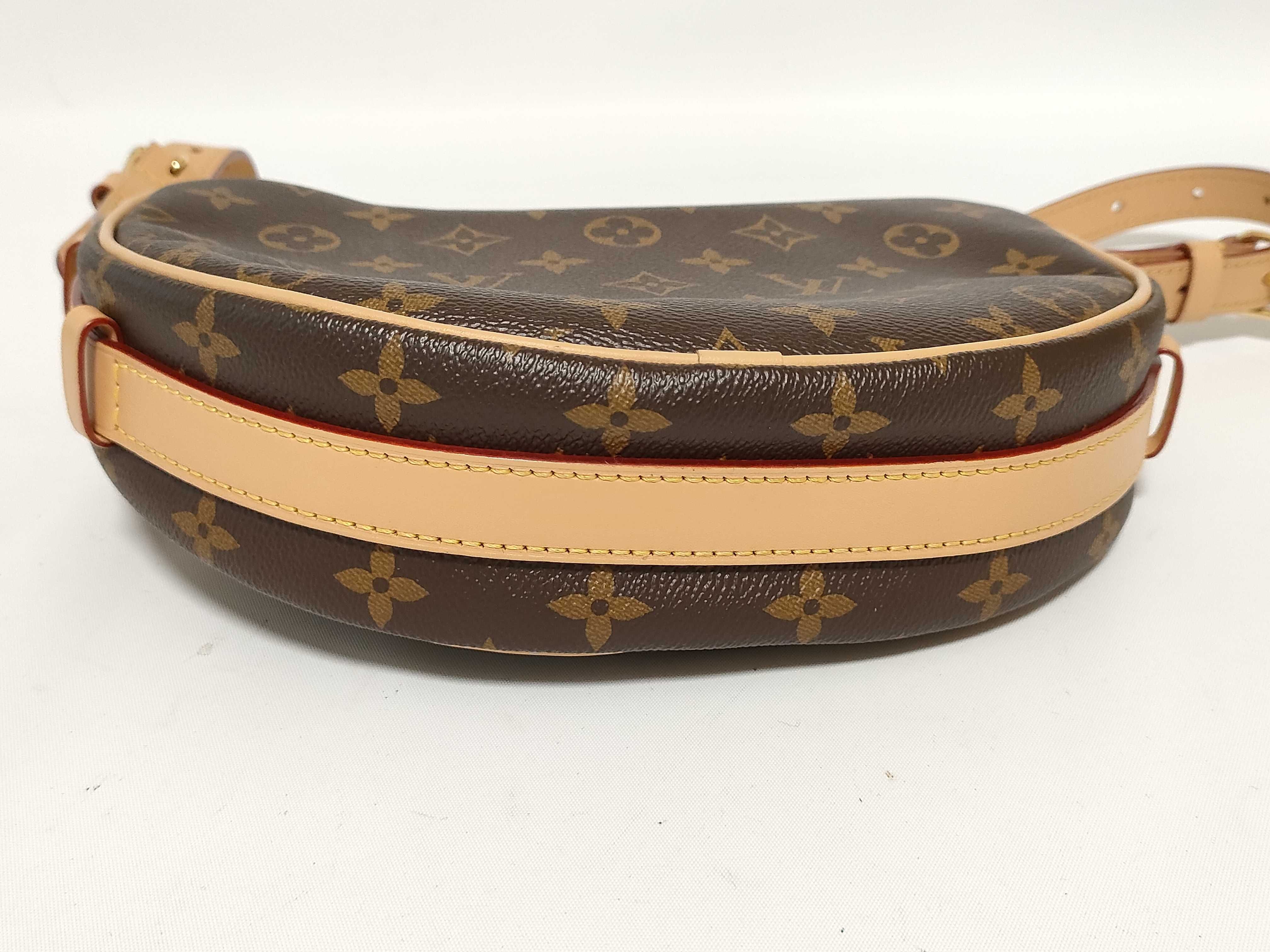 Monogram Vuitton Croissant MM Shoulder Bag M46828 Shoulder Bag — view 8