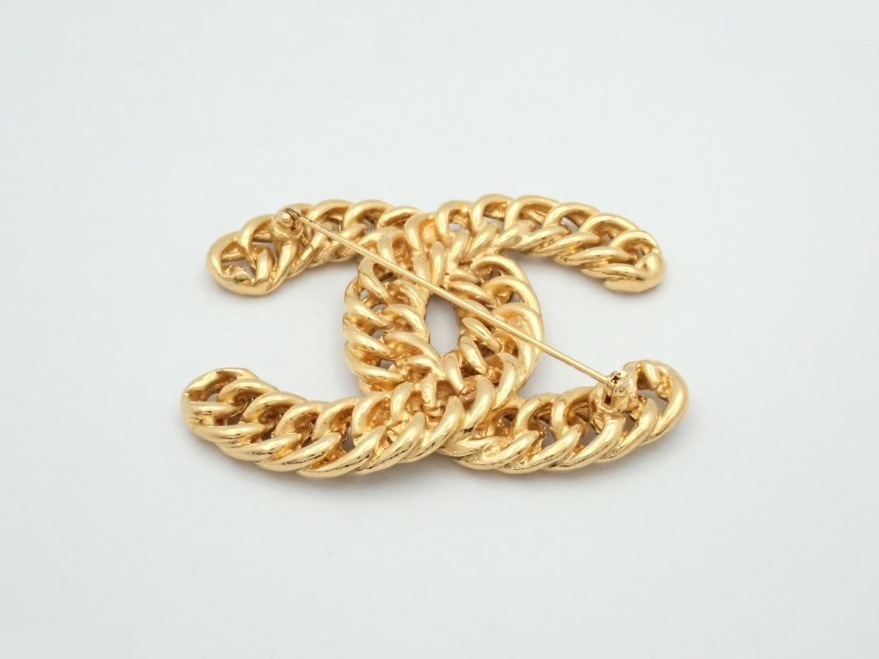 Brooch, Coco Mark, Gold — view 2