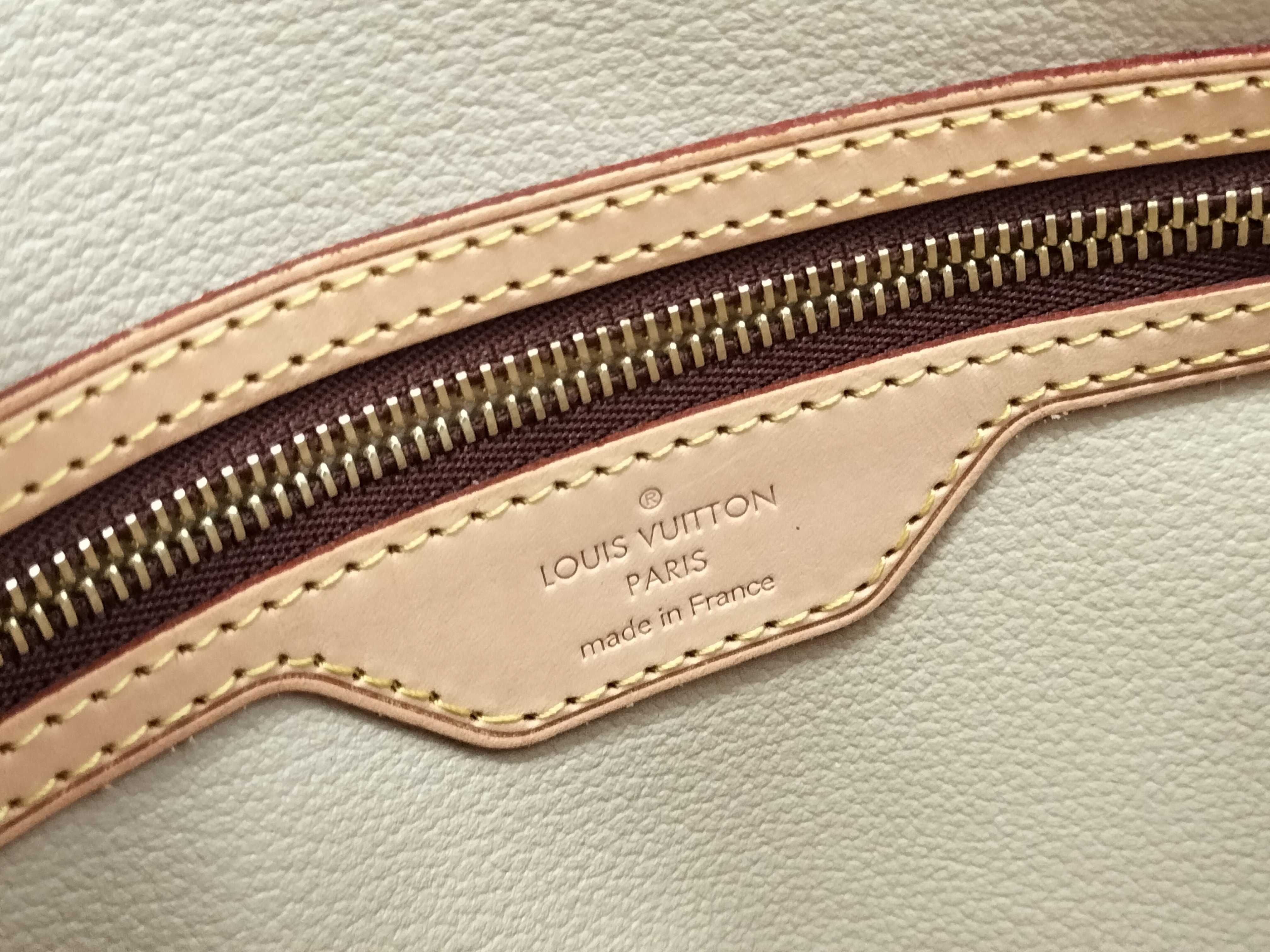 Monogram Bucket PM M42238 Handbag Tote Bag — view 11