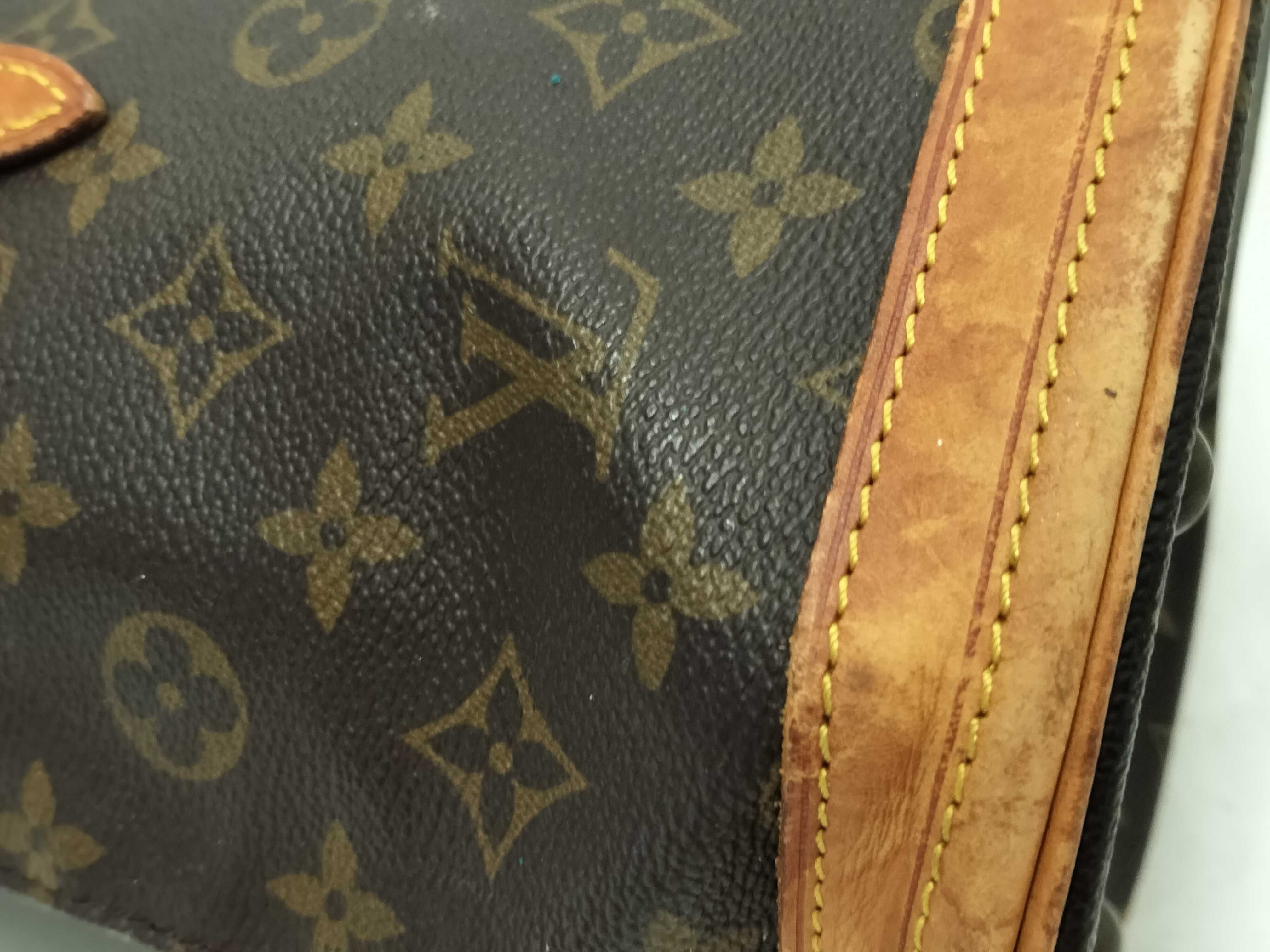 Monogram Bucket PM M42238 Handbag Tote Bag — view 12
