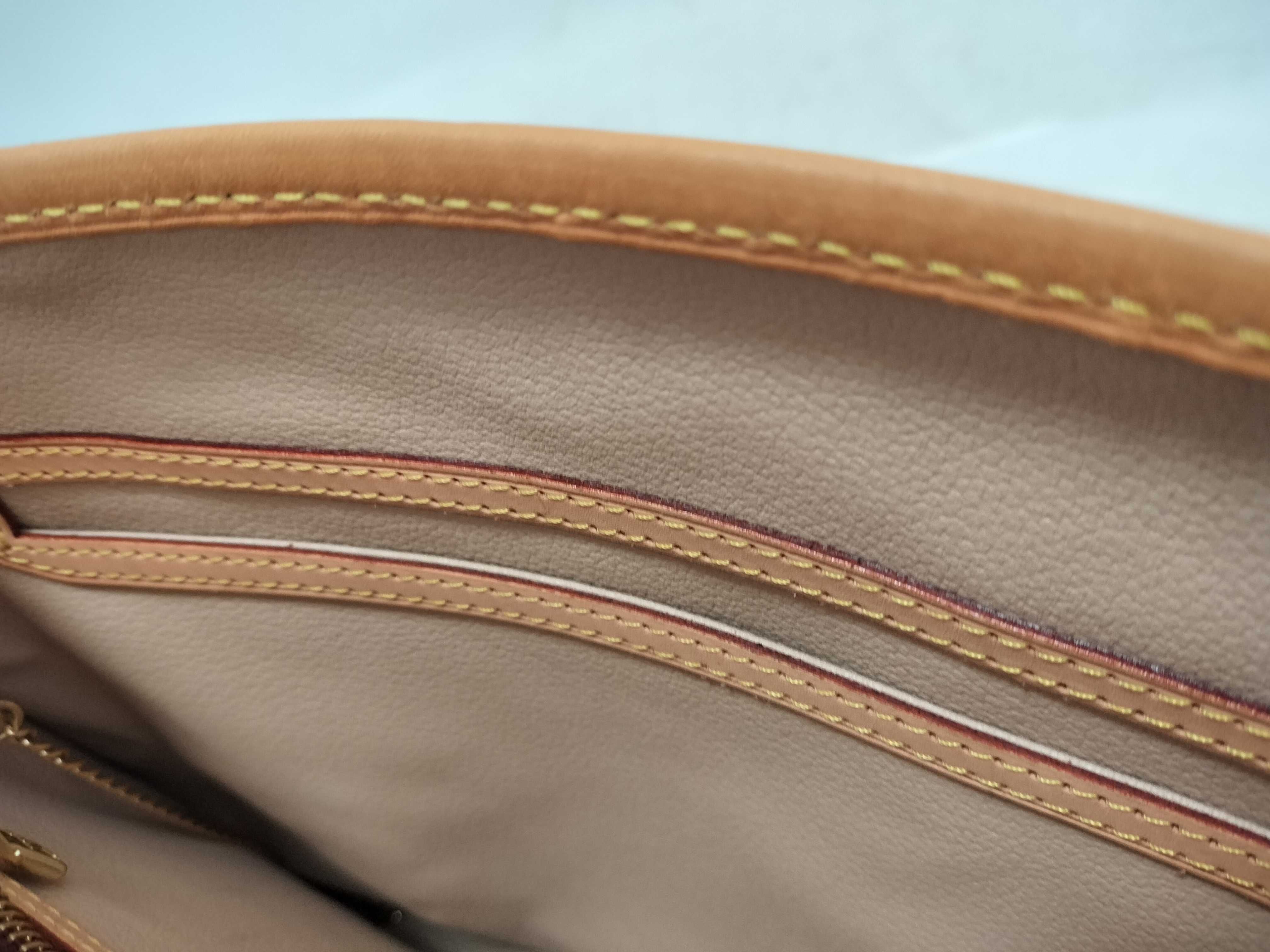 Monogram Bucket PM M42238 Handbag Tote Bag — view 13