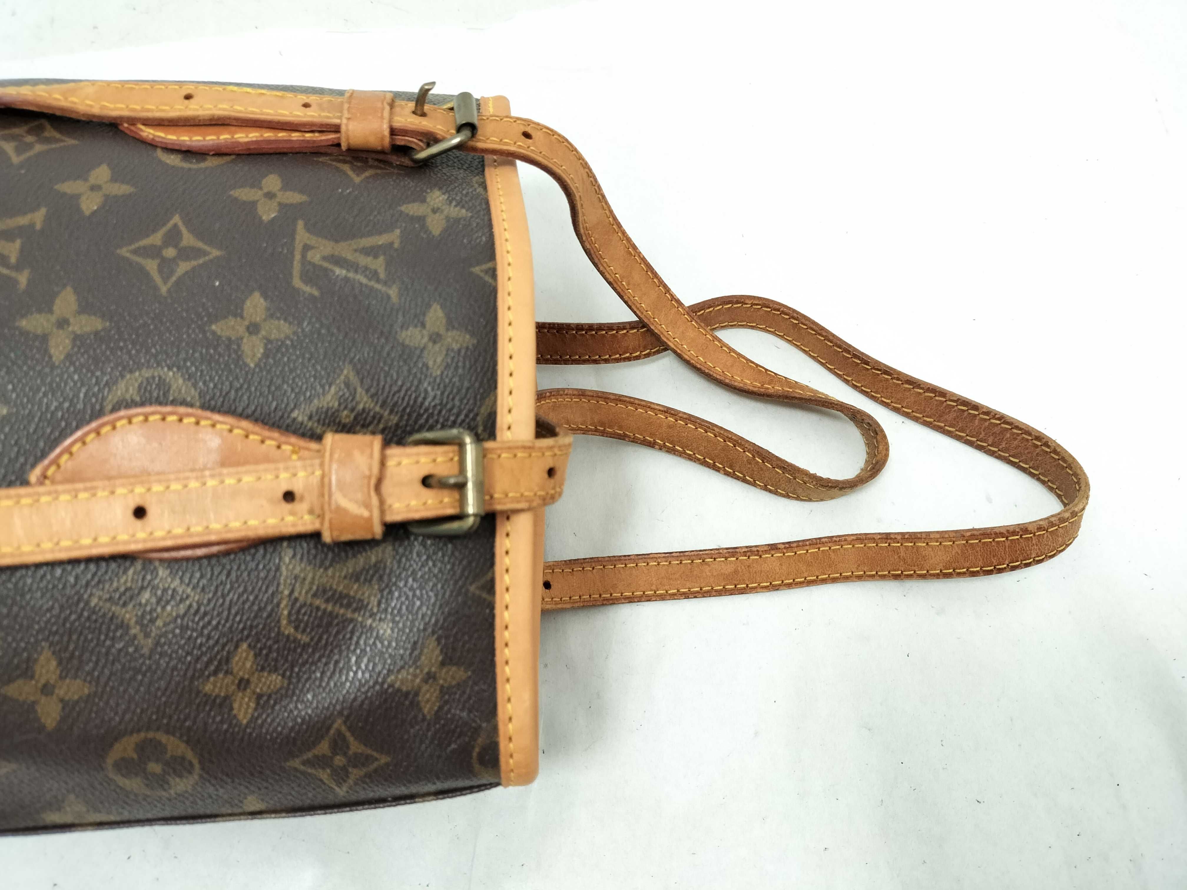 Monogram Bucket PM M42238 Handbag Tote Bag — view 3