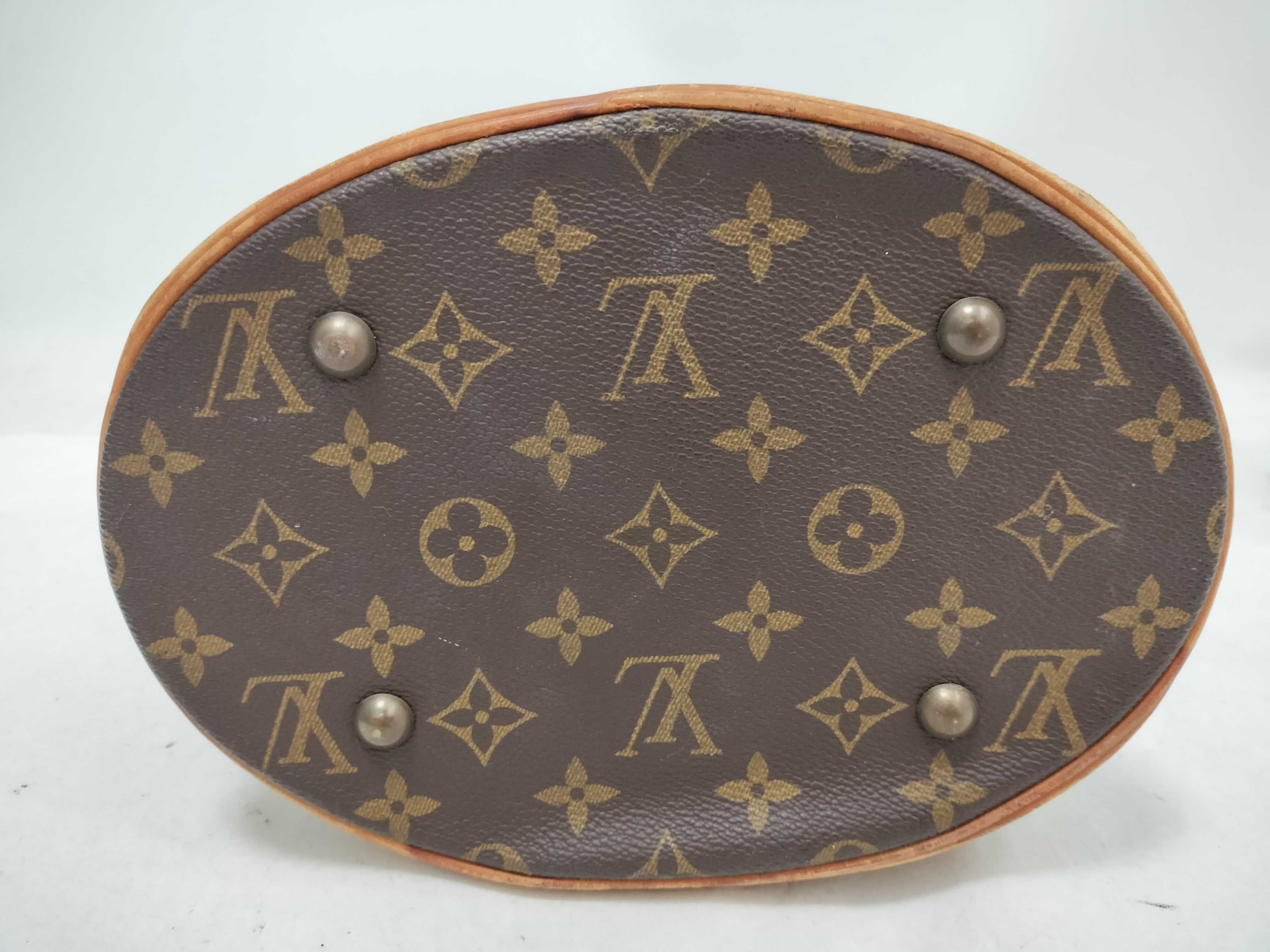 Monogram Bucket PM M42238 Handbag Tote Bag — view 7
