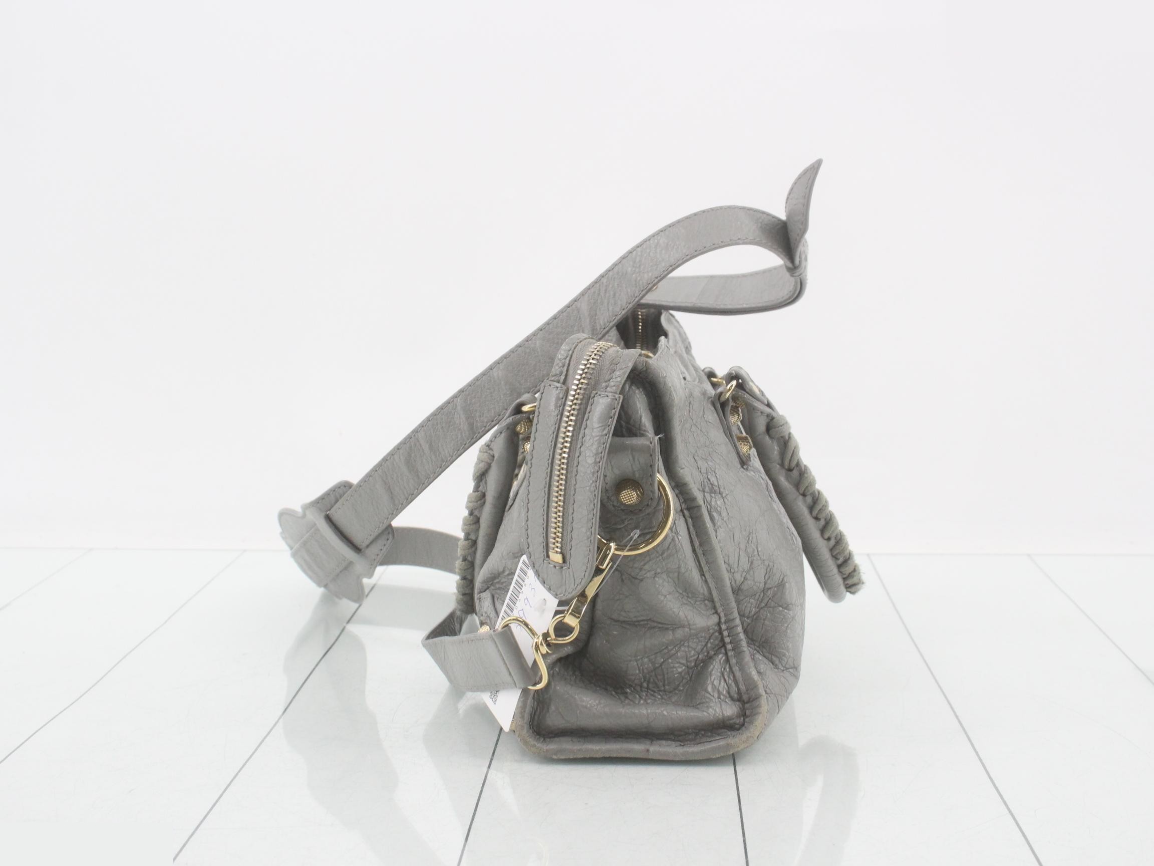 Classic (Bag) Handbag 2-way Shoulder Bag — view 3