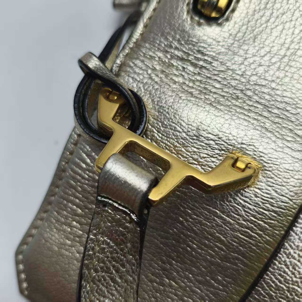 【*Shipped from: China*】Miu Miu Leather Shoulder Bag — view 12