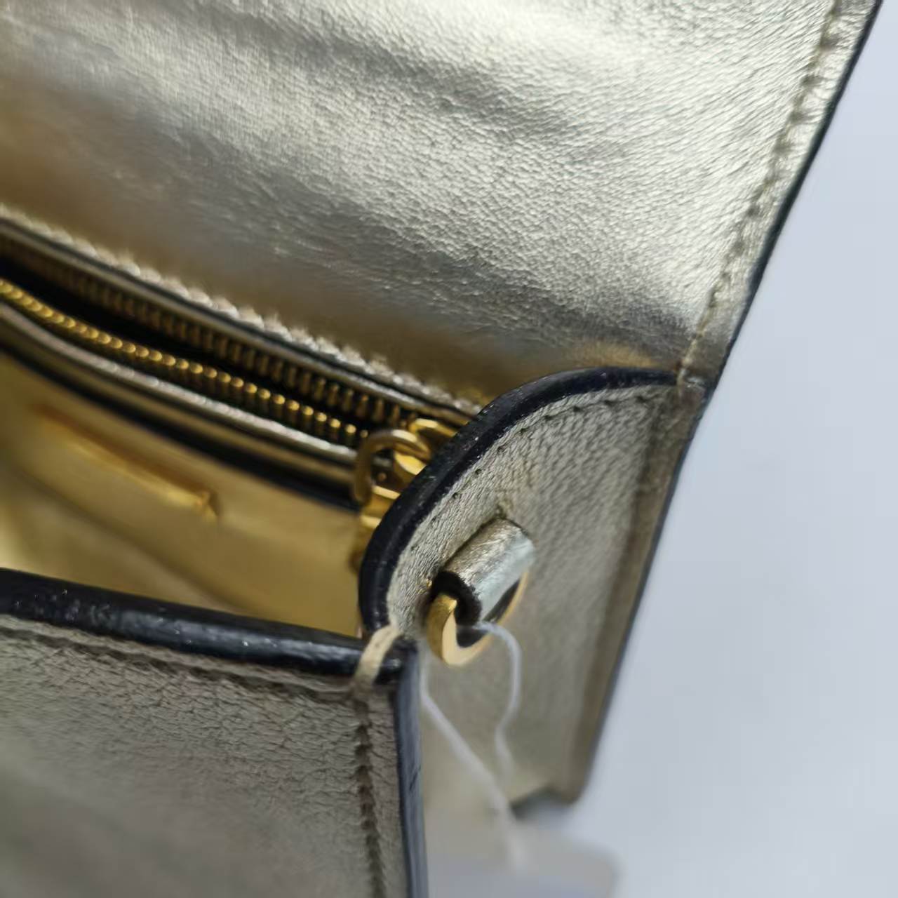 【*Shipped from: China*】Miu Miu Leather Shoulder Bag — view 9