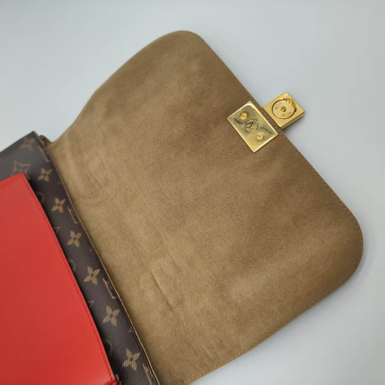 【*Shipped from: China*】LOUIS VUITTON Marignan PU Handbag — view 6