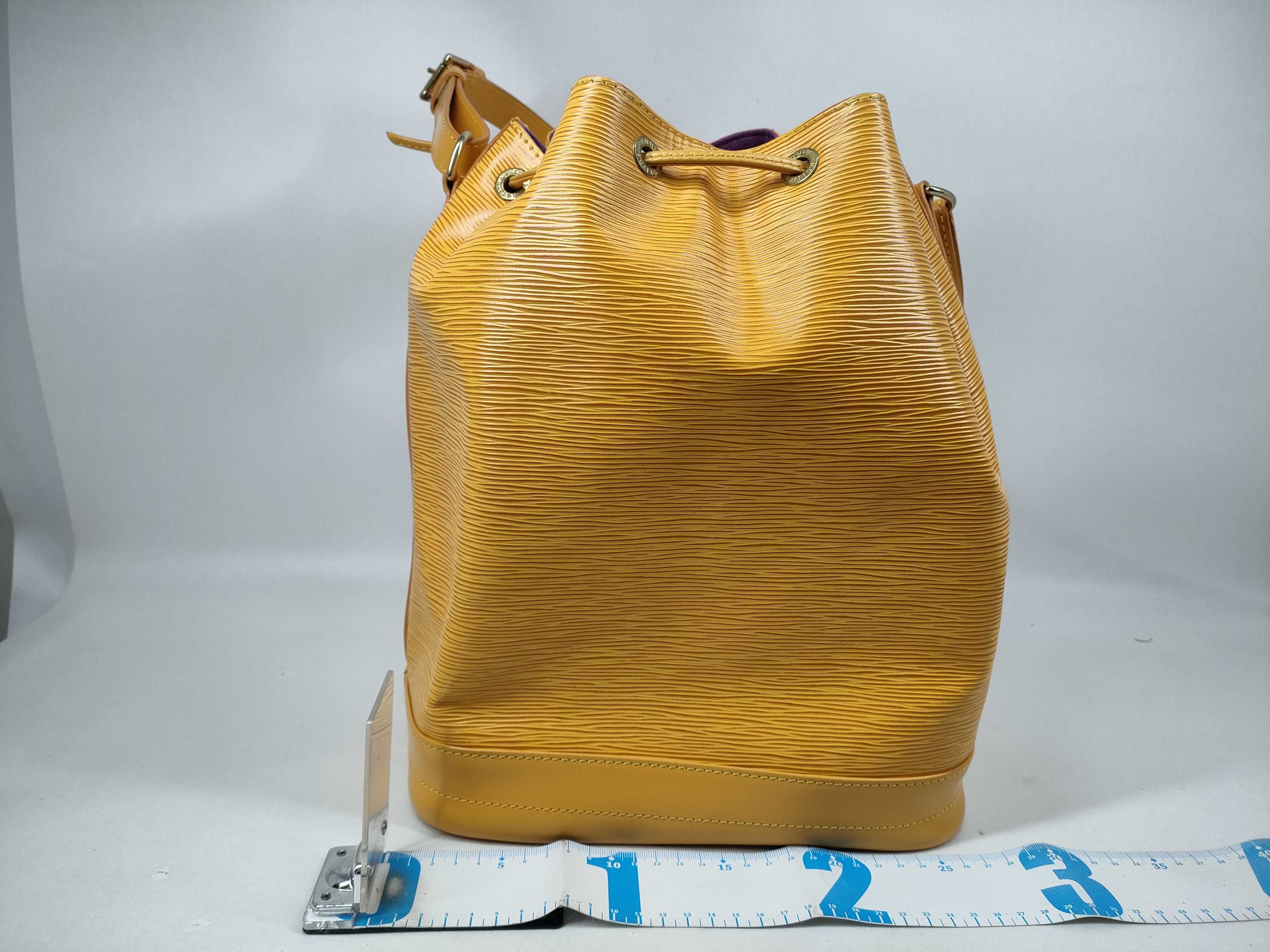 Epi Noé Shoulder Bag — view 2