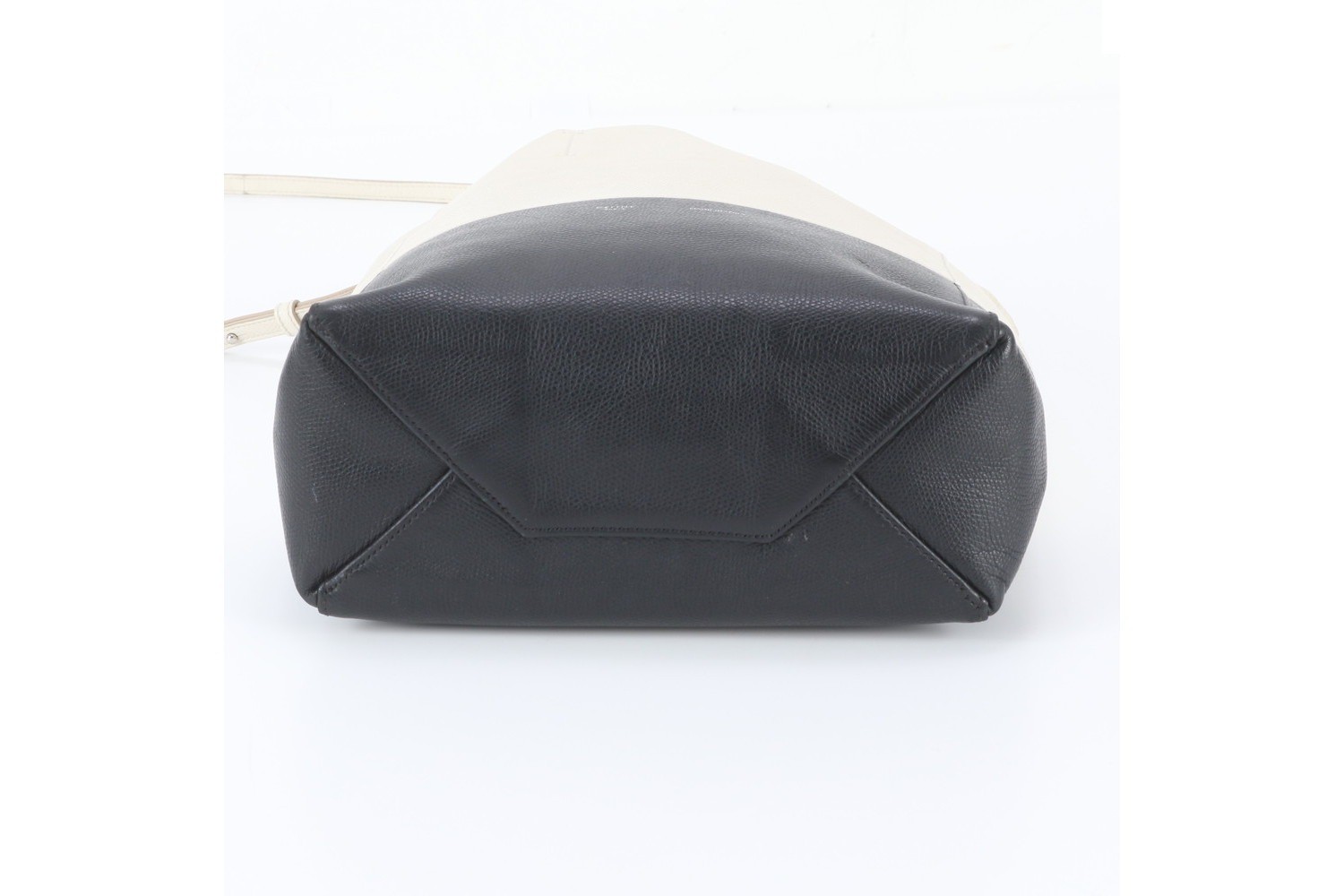 Vertical Cabas Leather 2-Way Shoulder Bag, Crossbody Bag, Handbag, Tote Bag — view 7
