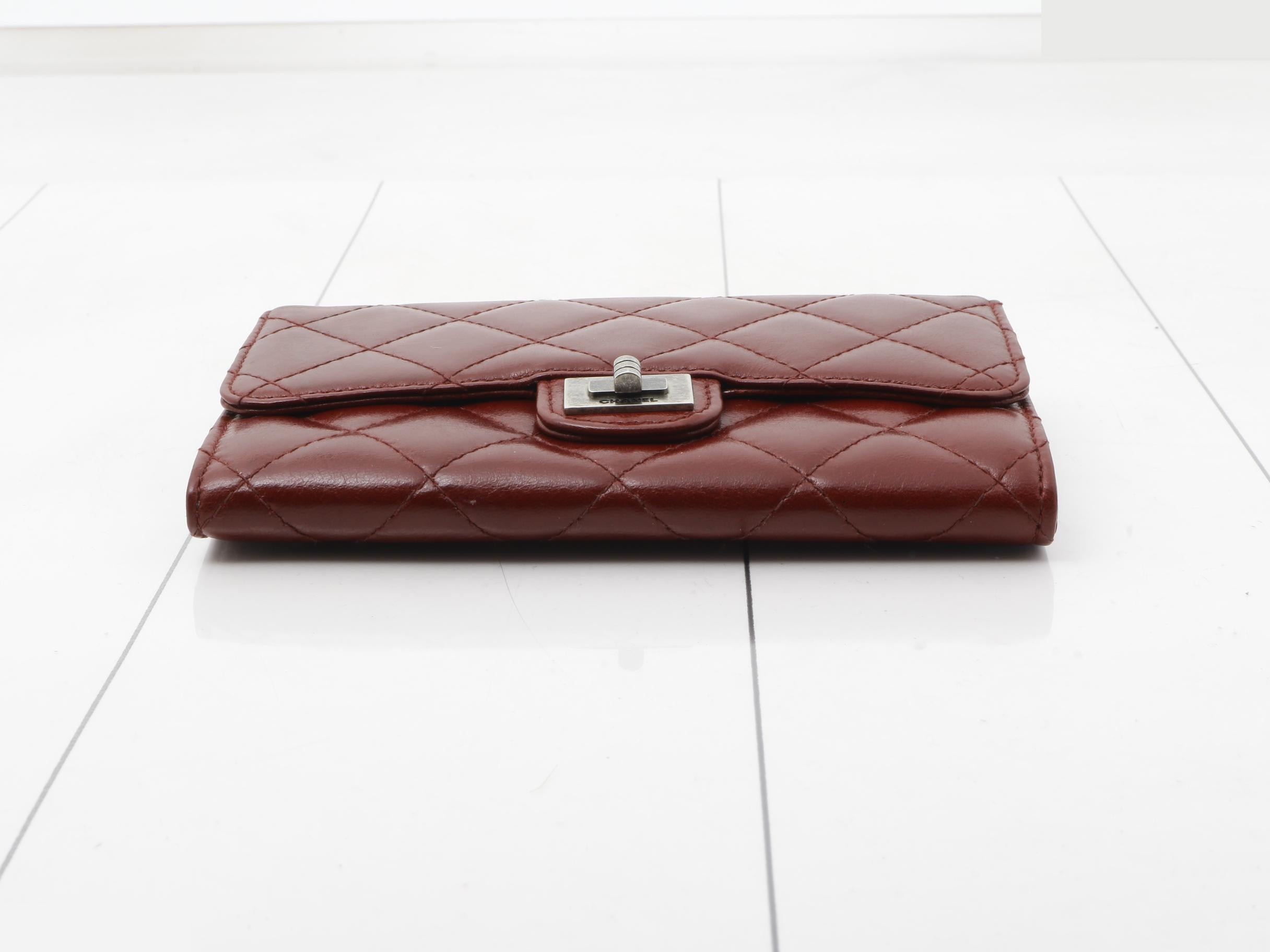Matelassé (bags) and wallets — view 3