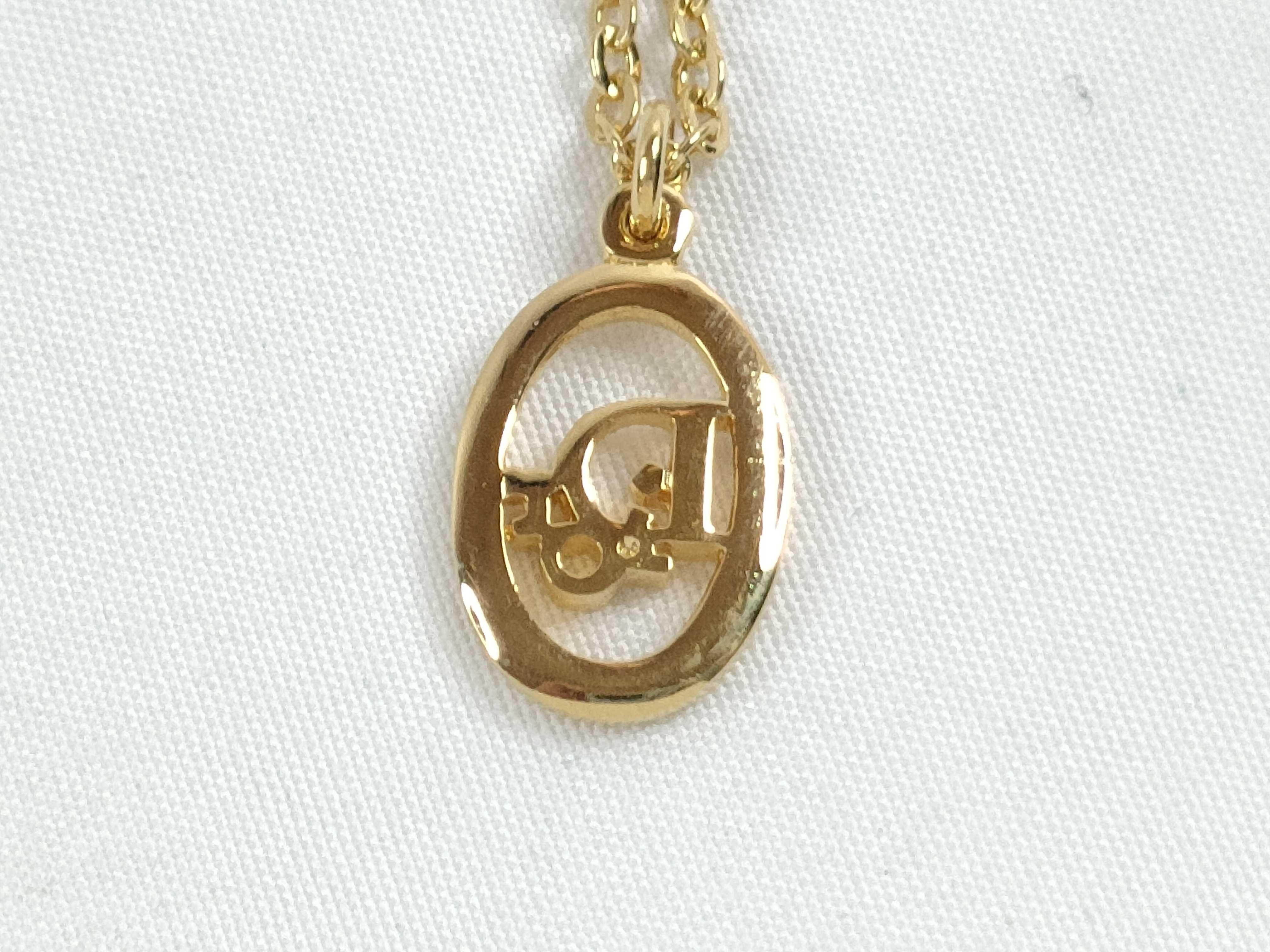 Oval Trotter Necklace — view 2