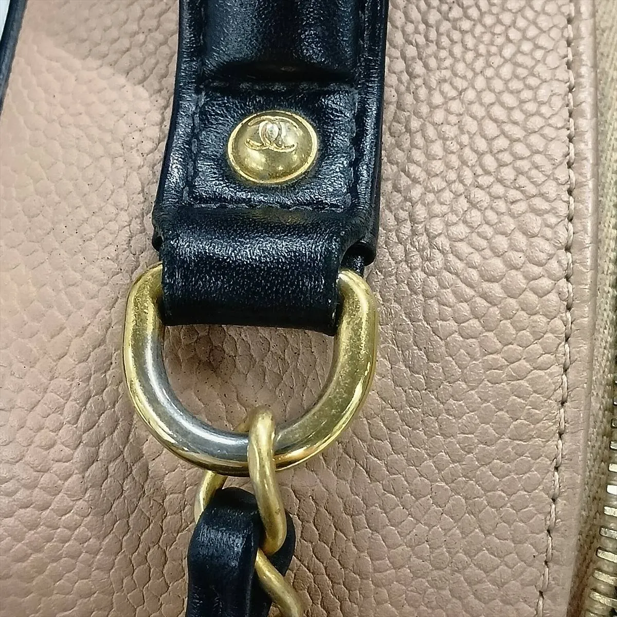 CC Filigree Caviar Skin 2-Way Shoulder Bag, Beige x Black, Gold Hardware, 23800088 (Serial Number ), with Mirror — view 13