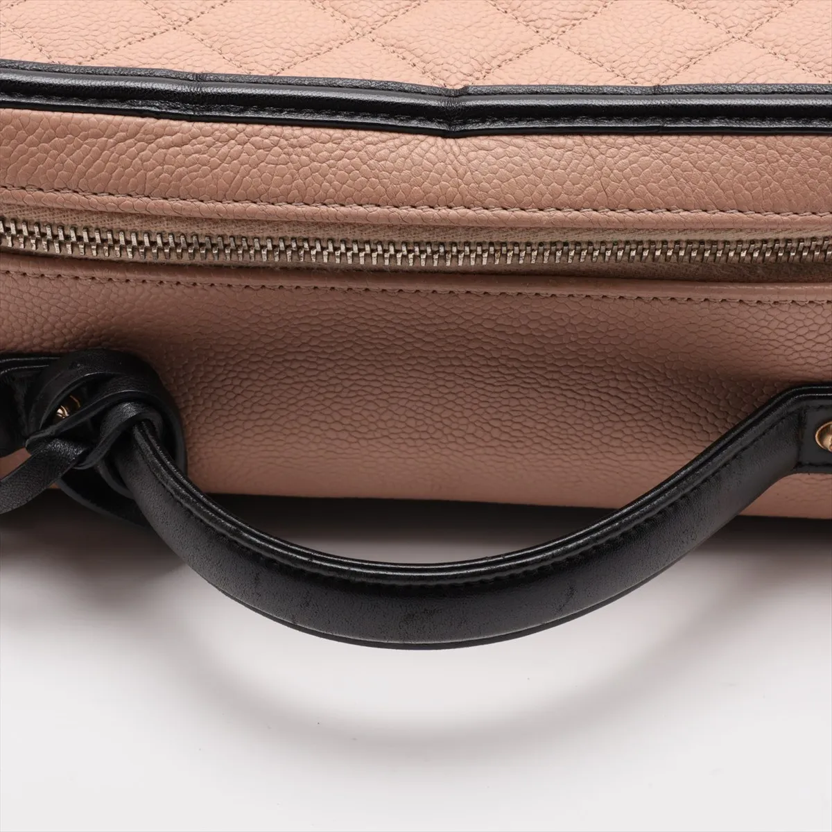 CC Filigree Caviar Skin 2-Way Shoulder Bag, Beige x Black, Gold Hardware, 23800088 (Serial Number ), with Mirror — view 5