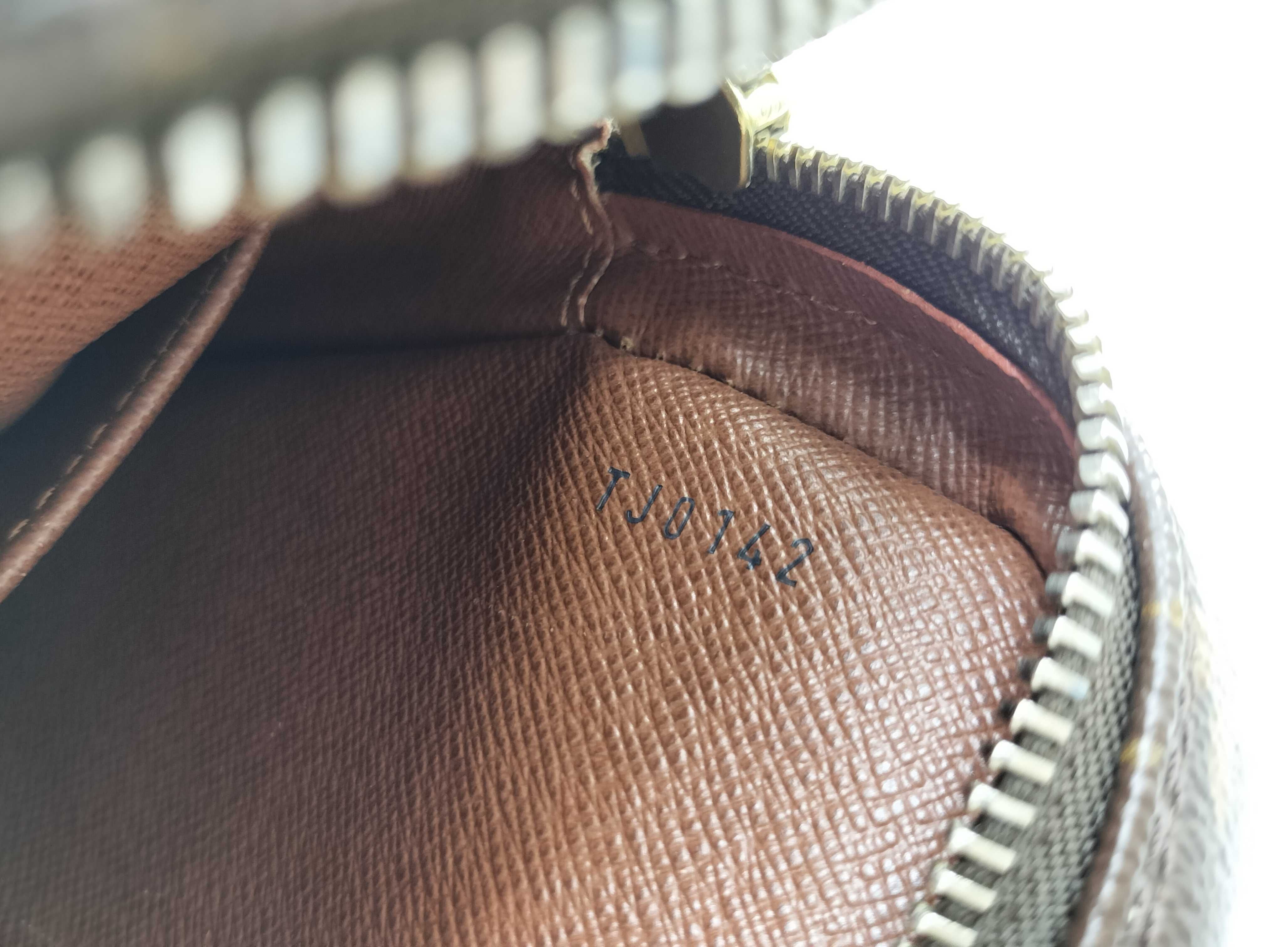 Monogram Louis Vuitton Monogram Danube M45266 TJ0142 Shoulder Bag — view 15