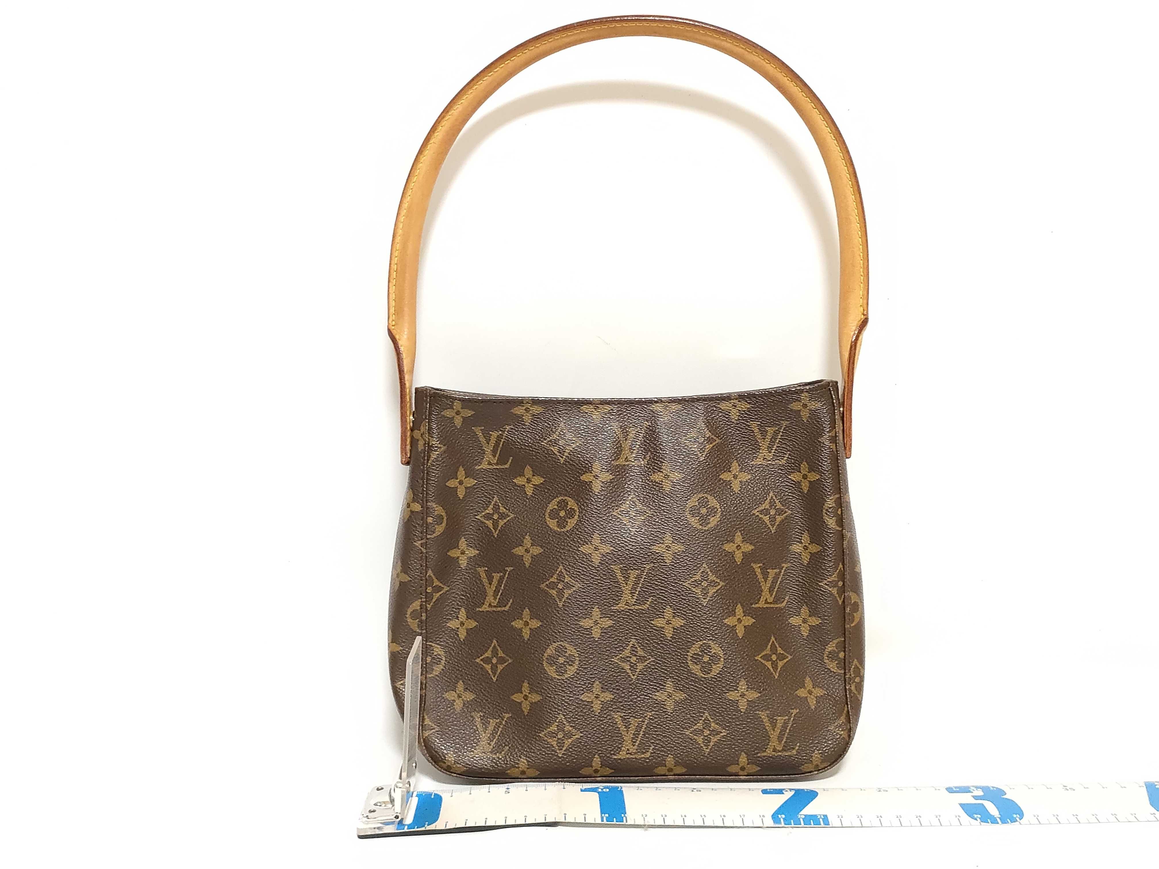 Monogram Louis Vuitton Monogram Looping MM M51146 Shoulder Bag — view 2