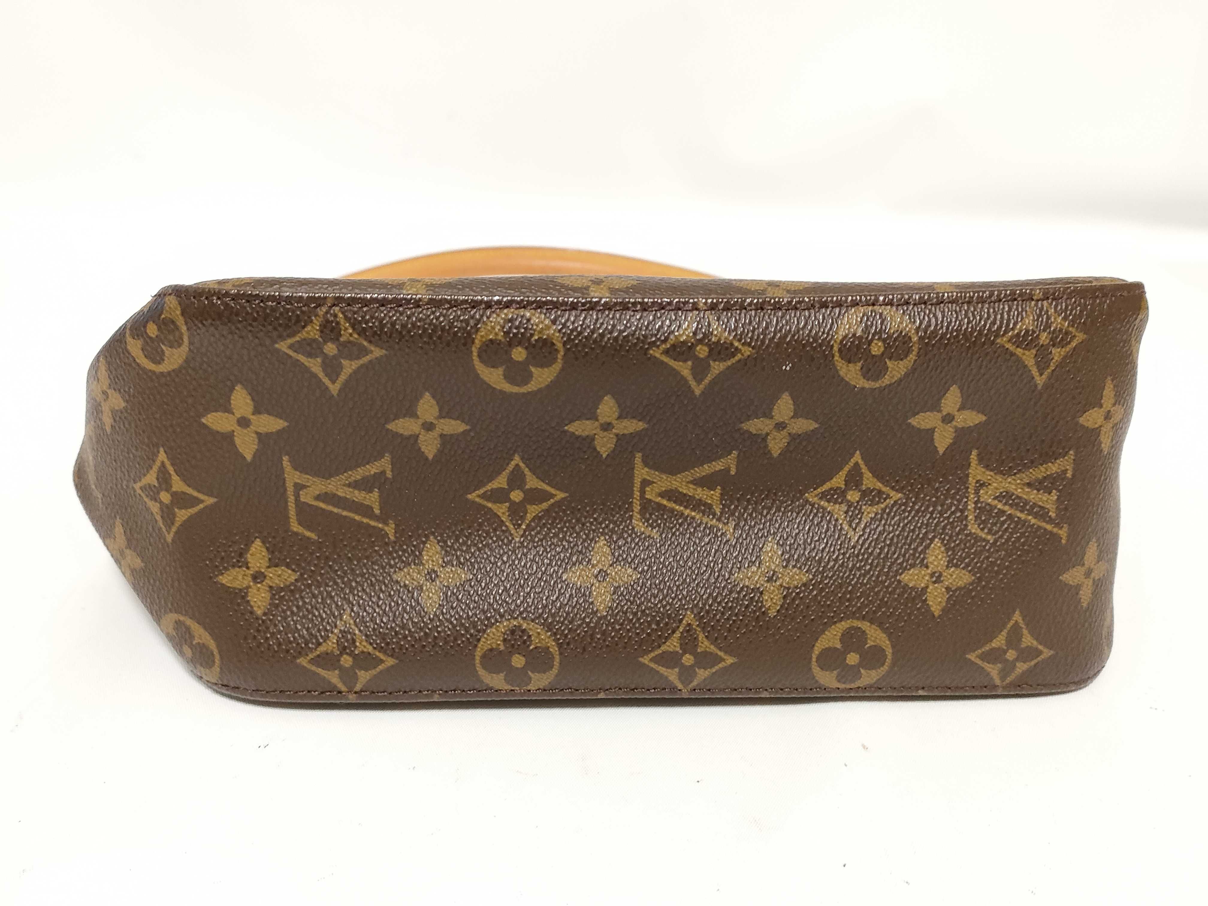 Monogram Louis Vuitton Monogram Looping MM M51146 Shoulder Bag — view 8