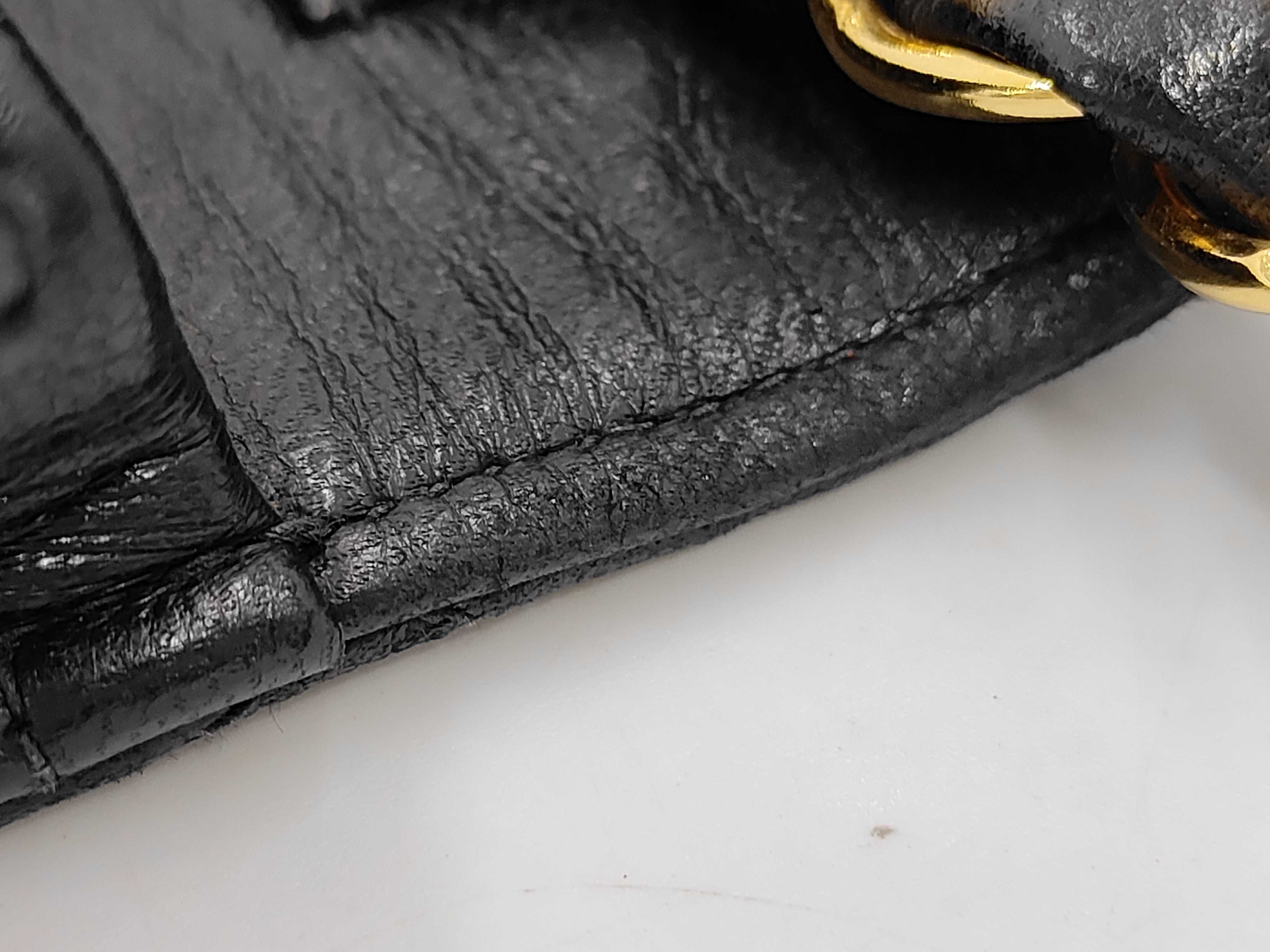 Lambskin Matelassé 22 Chain Shoulder Bag, Single Push-Lock, Black Shoulder Bag — view 9