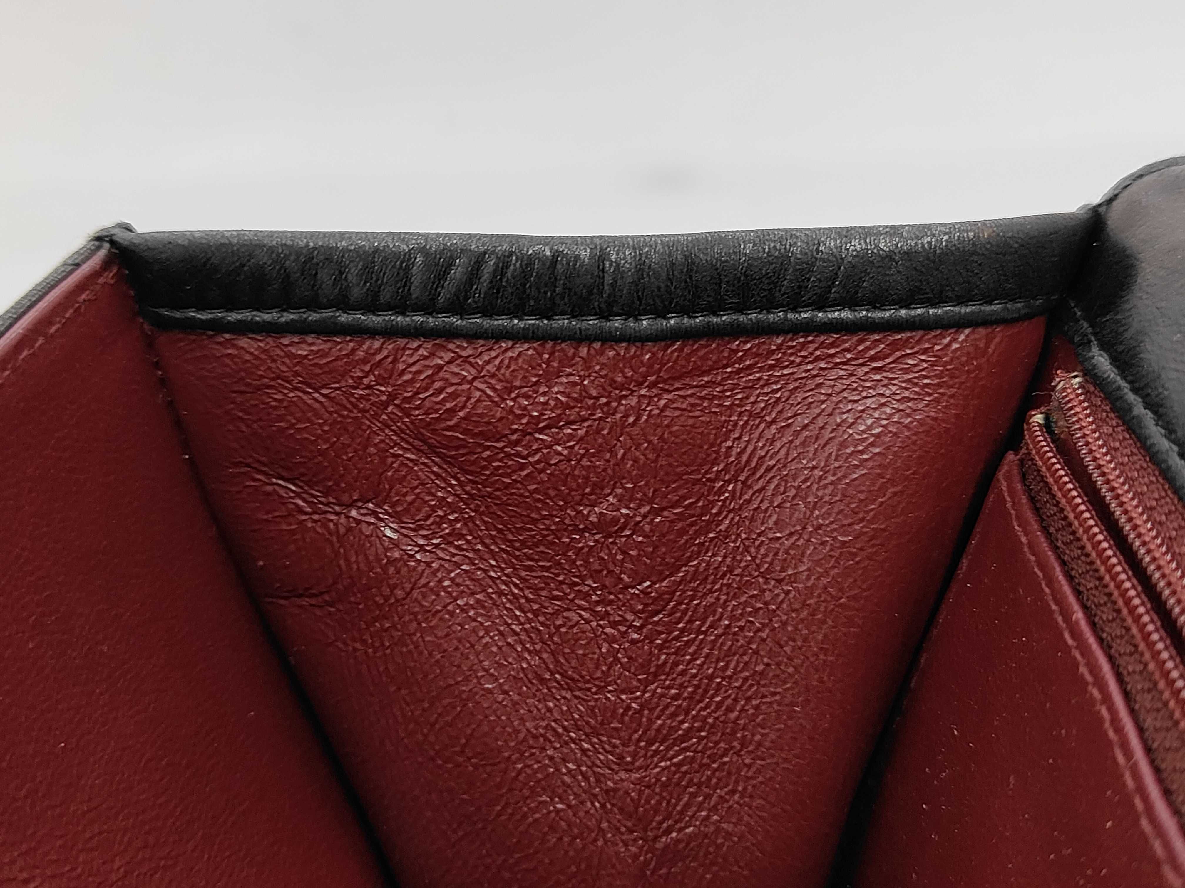 Lambskin Matelassé 22 Chain Shoulder Bag, Single Push-Lock, Black Shoulder Bag — view 10