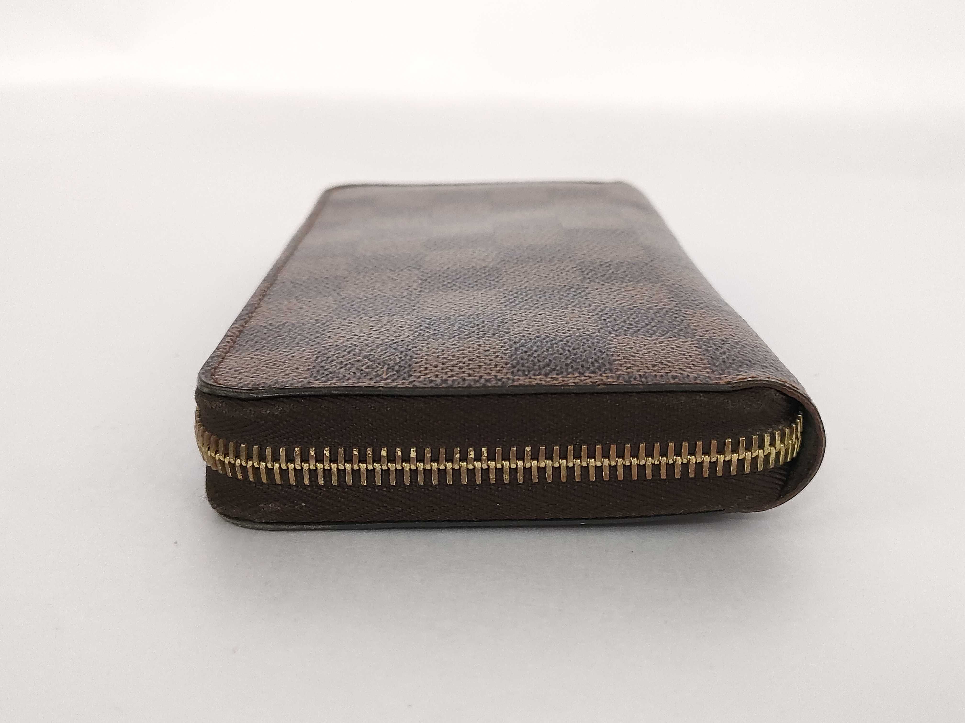 Damier Zippy Wallet, Damier Ebene, with box/dust bag. — view 4