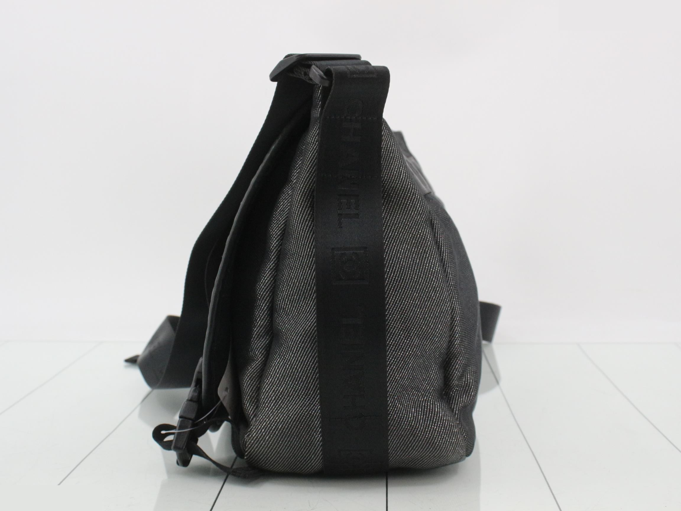 Sports line shoulder bag — view 3
