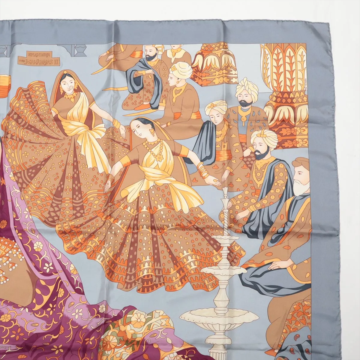 Carre 90 Maharajas Splendeur Des Maharajas Scarf Silk Blue Gray — view 3